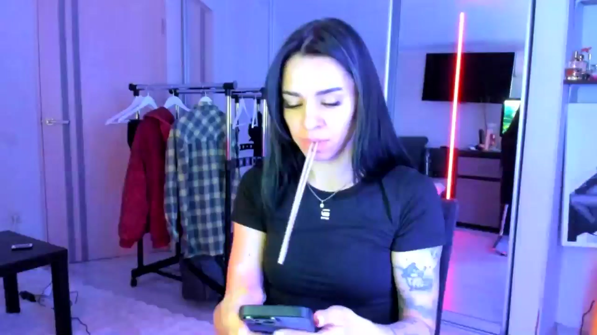 Gallery image thumbnail from swtAlterEgo's myfreecams stream on, 04/20/2025, 01:27 image 1 of 20