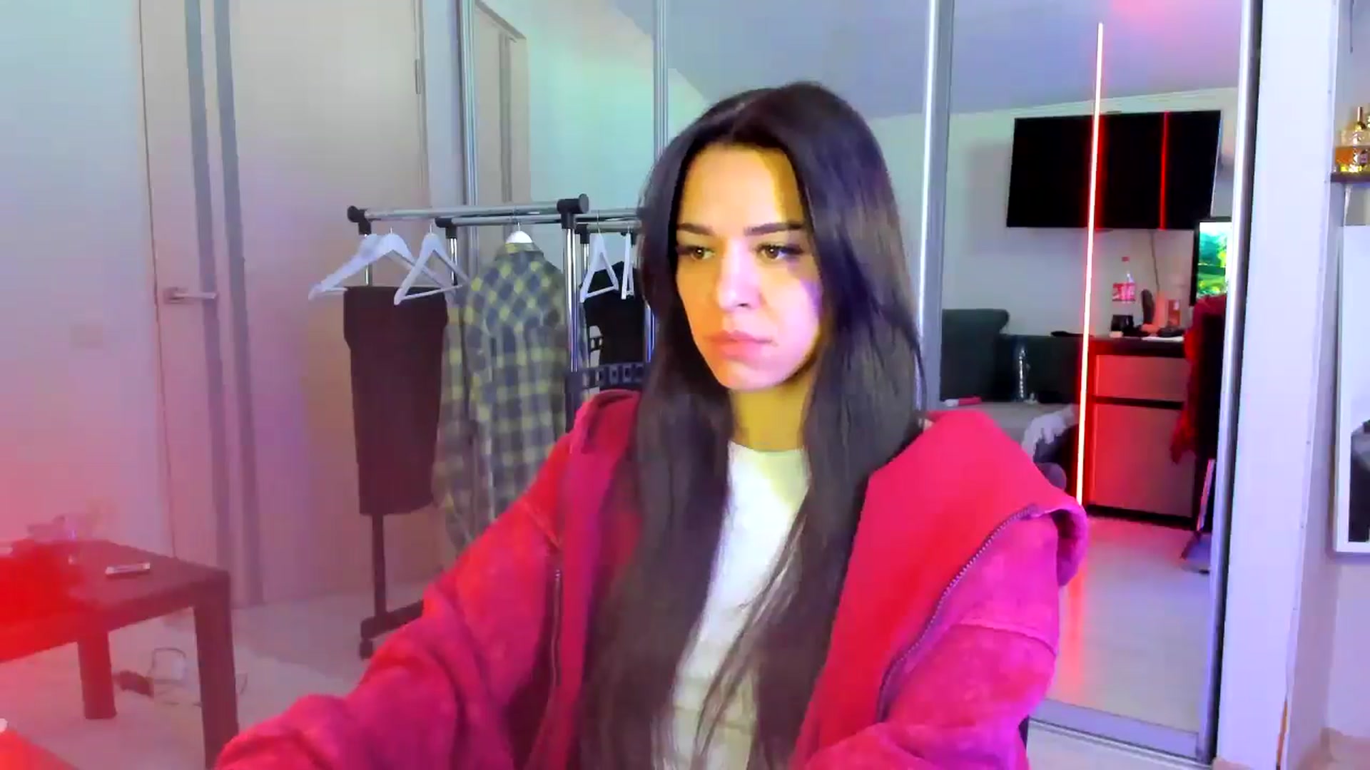 Gallery image thumbnail from swtAlterEgo's myfreecams stream on, 04/20/2025, 06:43 image 3 of 20