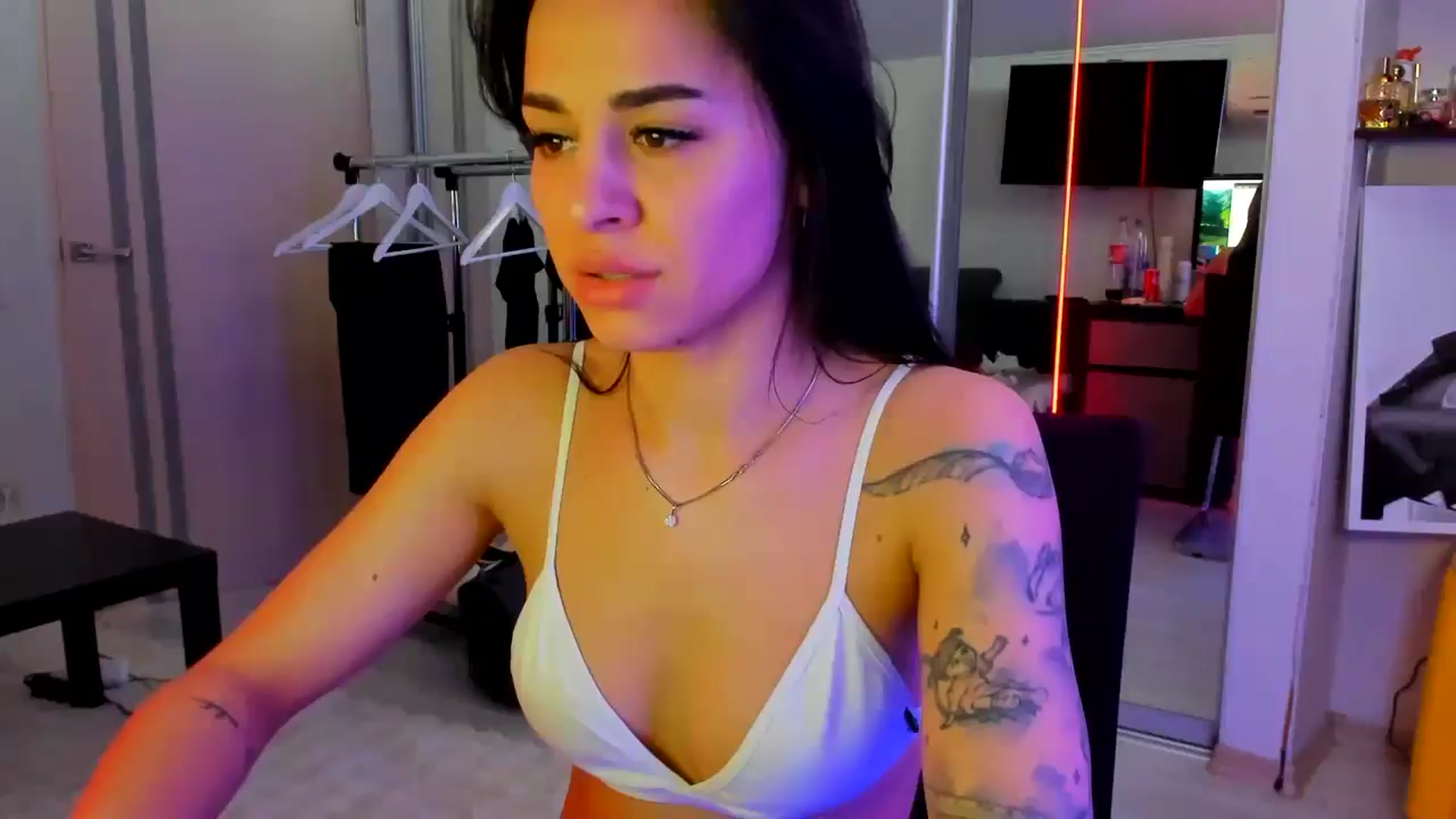 Gallery image thumbnail from swtAlterEgo's myfreecams stream on, 04/21/2025, 09:24 image 17 of 20
