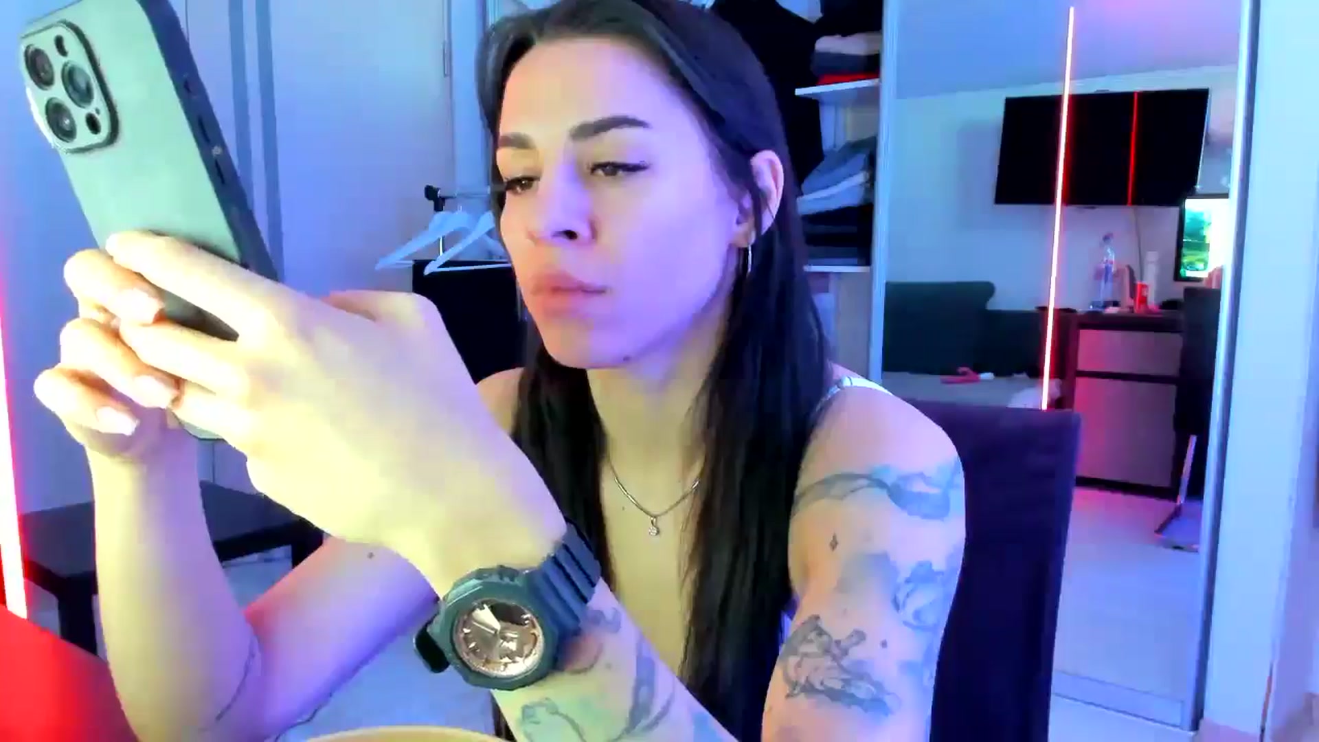 Gallery image thumbnail from swtAlterEgo's myfreecams stream on, 04/21/2025, 09:24 image 2 of 20