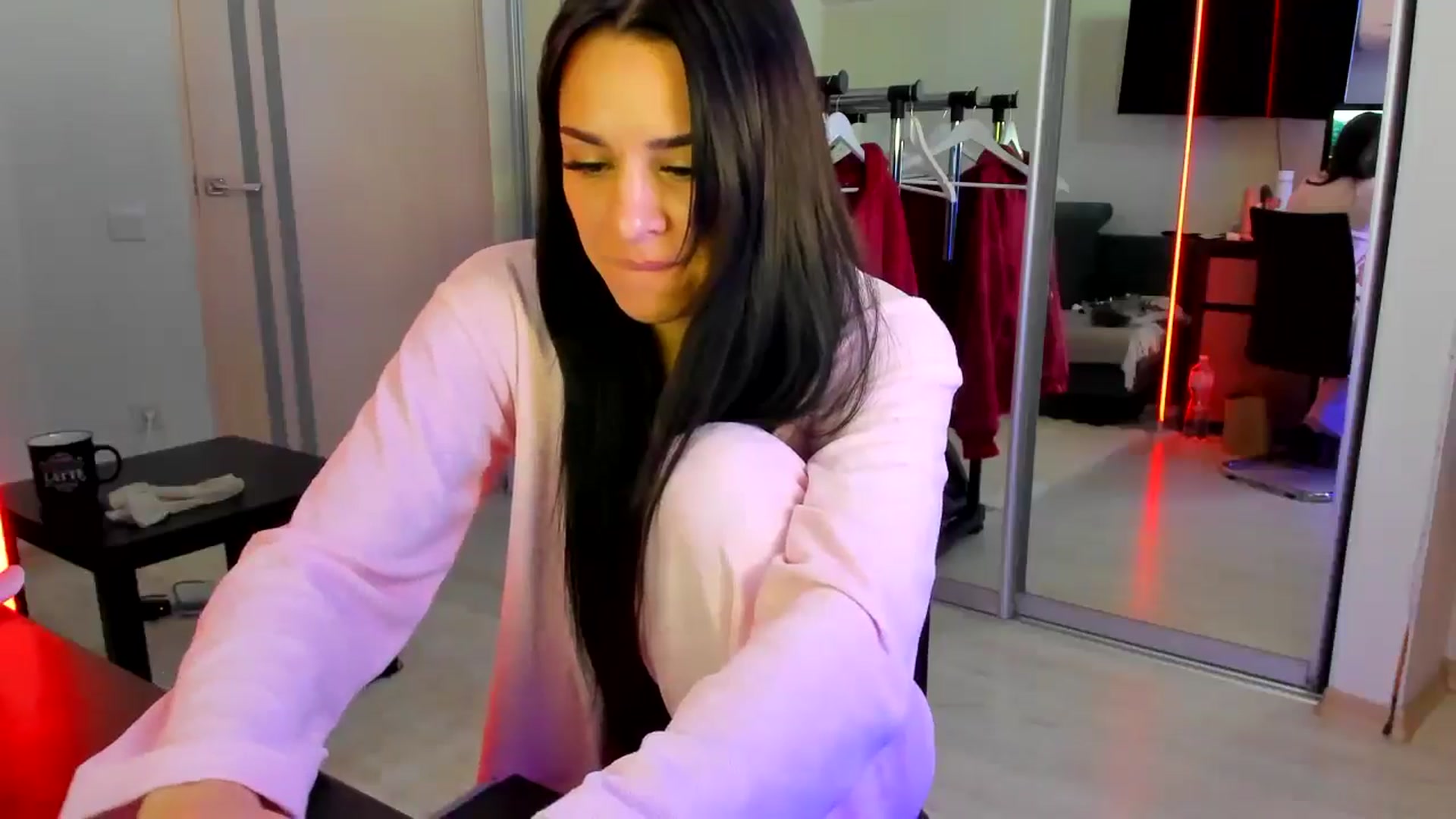 Gallery image thumbnail from swtAlterEgo's myfreecams stream on, 04/22/2025, 10:19 image 8 of 20