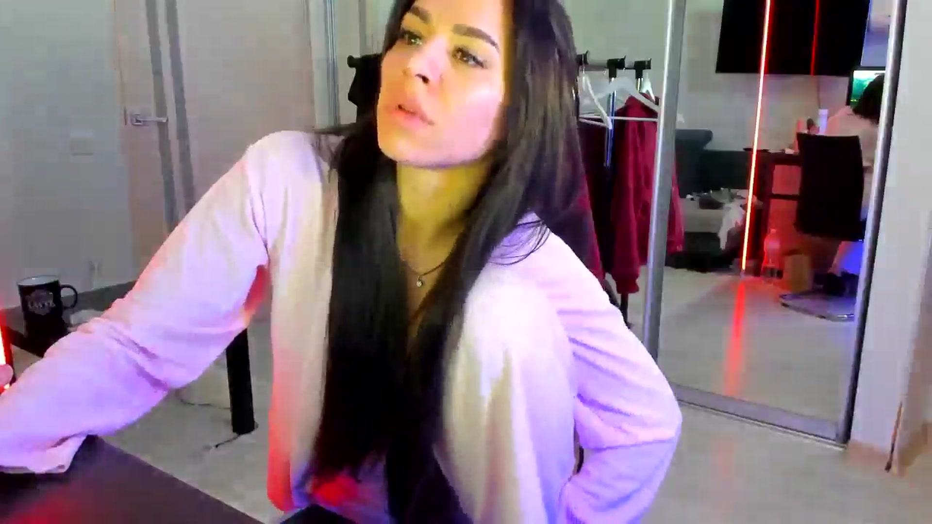 Gallery image thumbnail from swtAlterEgo's myfreecams stream on, 04/22/2025, 10:19 image 20 of 20