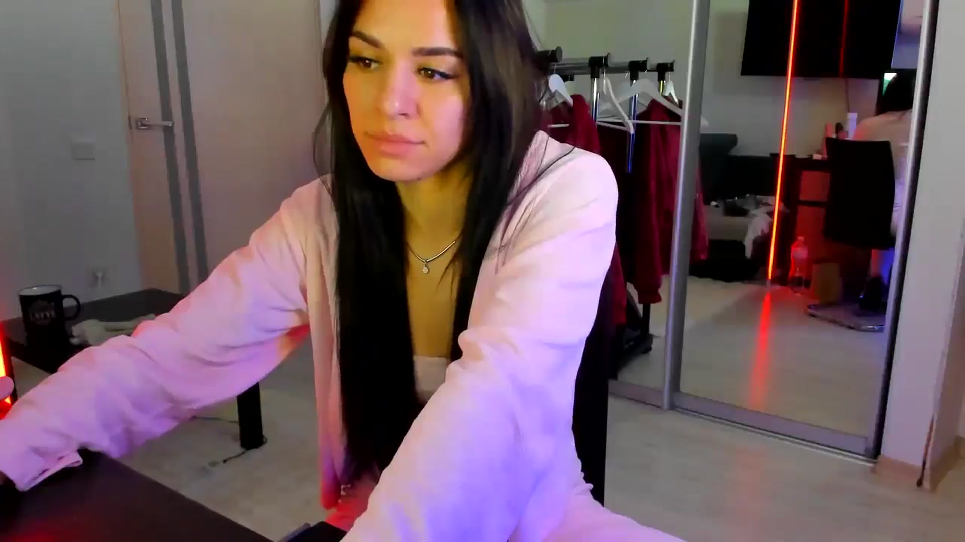 Gallery image thumbnail from swtAlterEgo's myfreecams stream on, 04/22/2025, 10:19 image 16 of 20