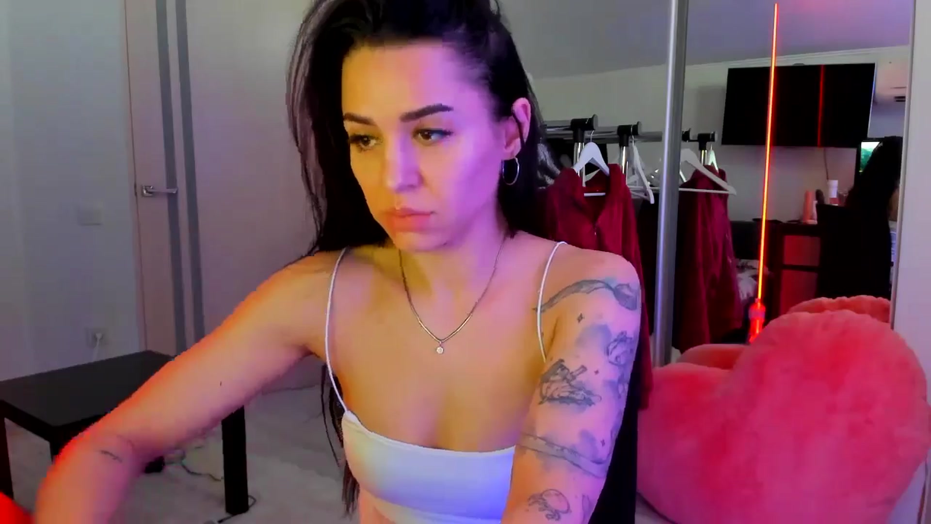 Gallery image thumbnail from swtAlterEgo's myfreecams stream on, 04/23/2025, 13:12 image 19 of 20