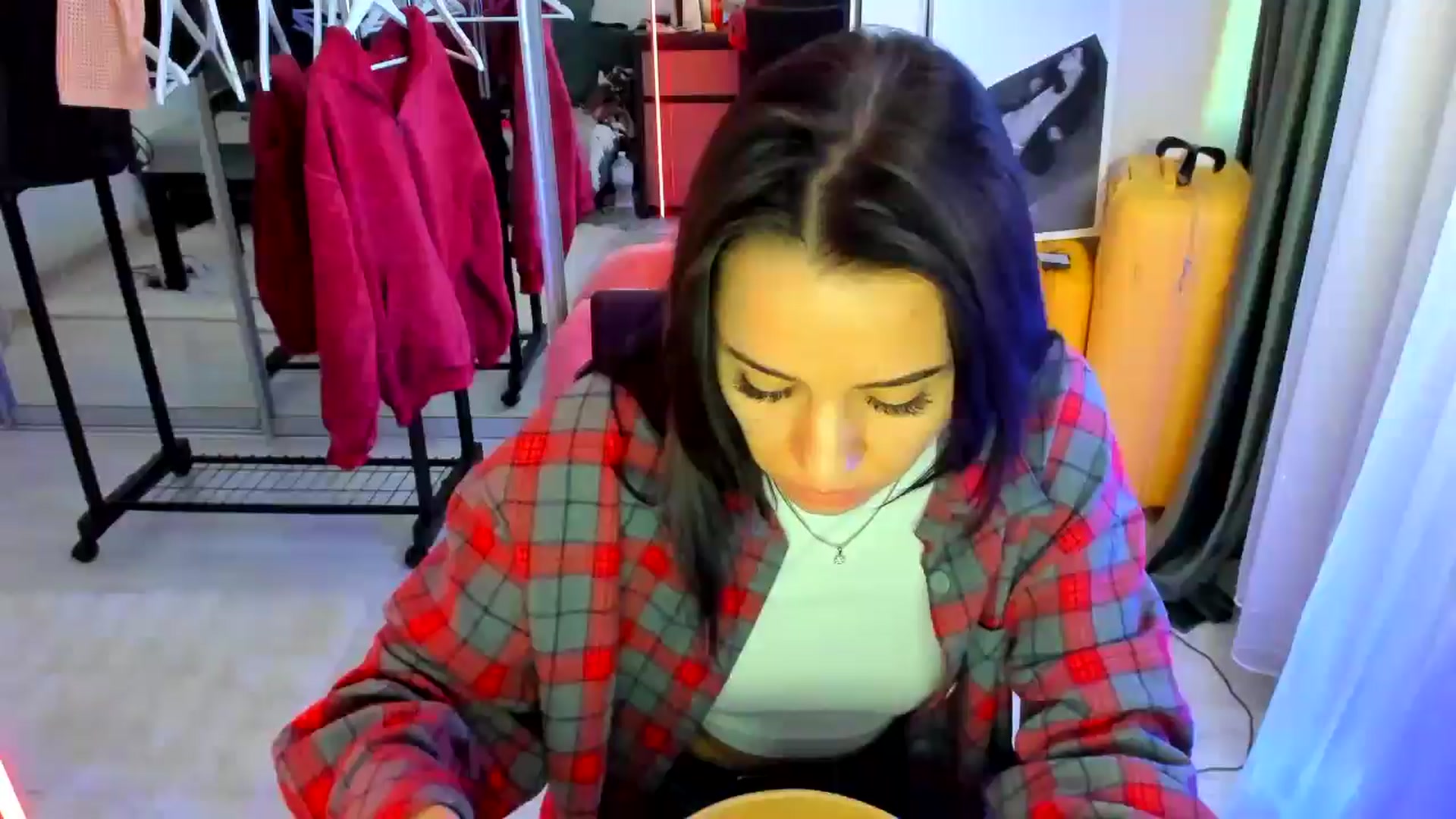 Gallery image thumbnail from swtAlterEgo's myfreecams stream on, 04/25/2025, 07:12 image 17 of 20