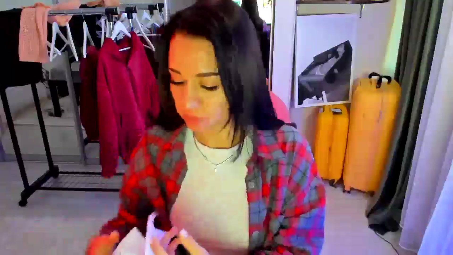 Gallery image thumbnail from swtAlterEgo's myfreecams stream on, 04/25/2025, 07:12 image 14 of 20