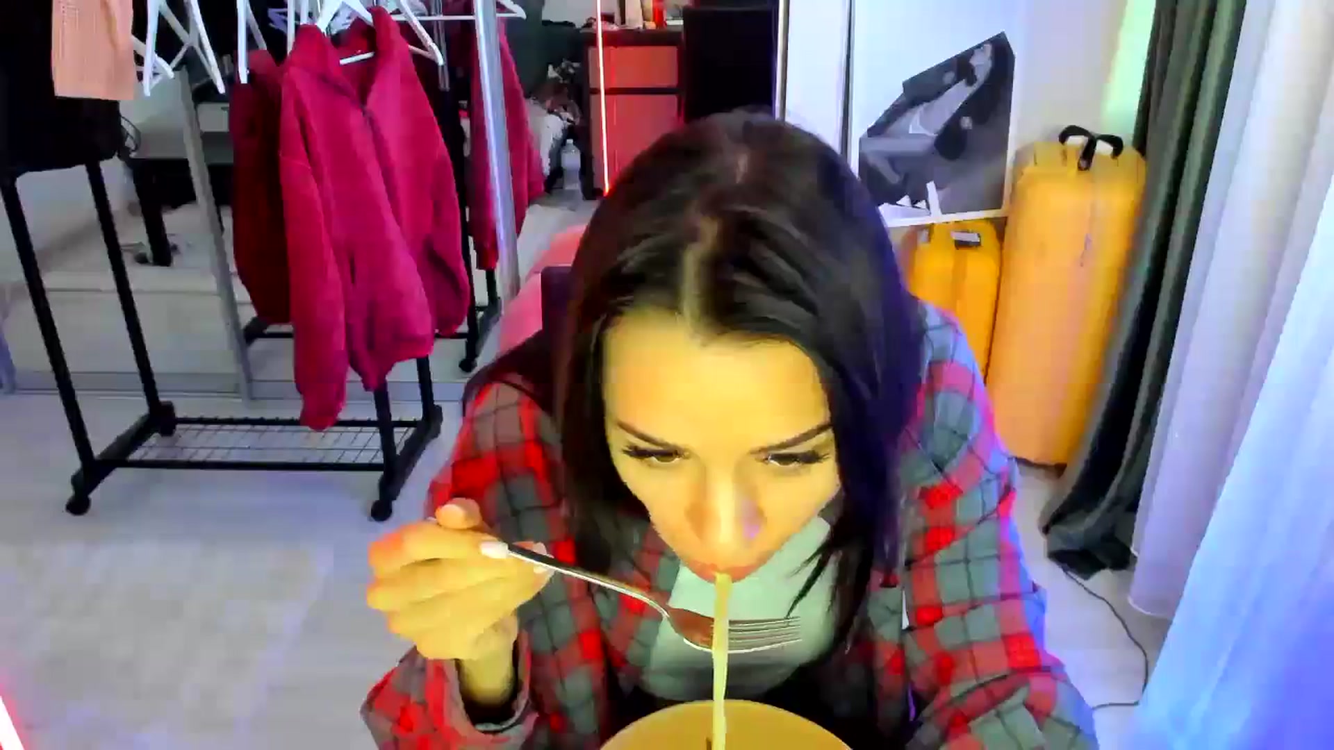 Gallery image thumbnail from swtAlterEgo's myfreecams stream on, 04/25/2025, 07:12 image 15 of 20