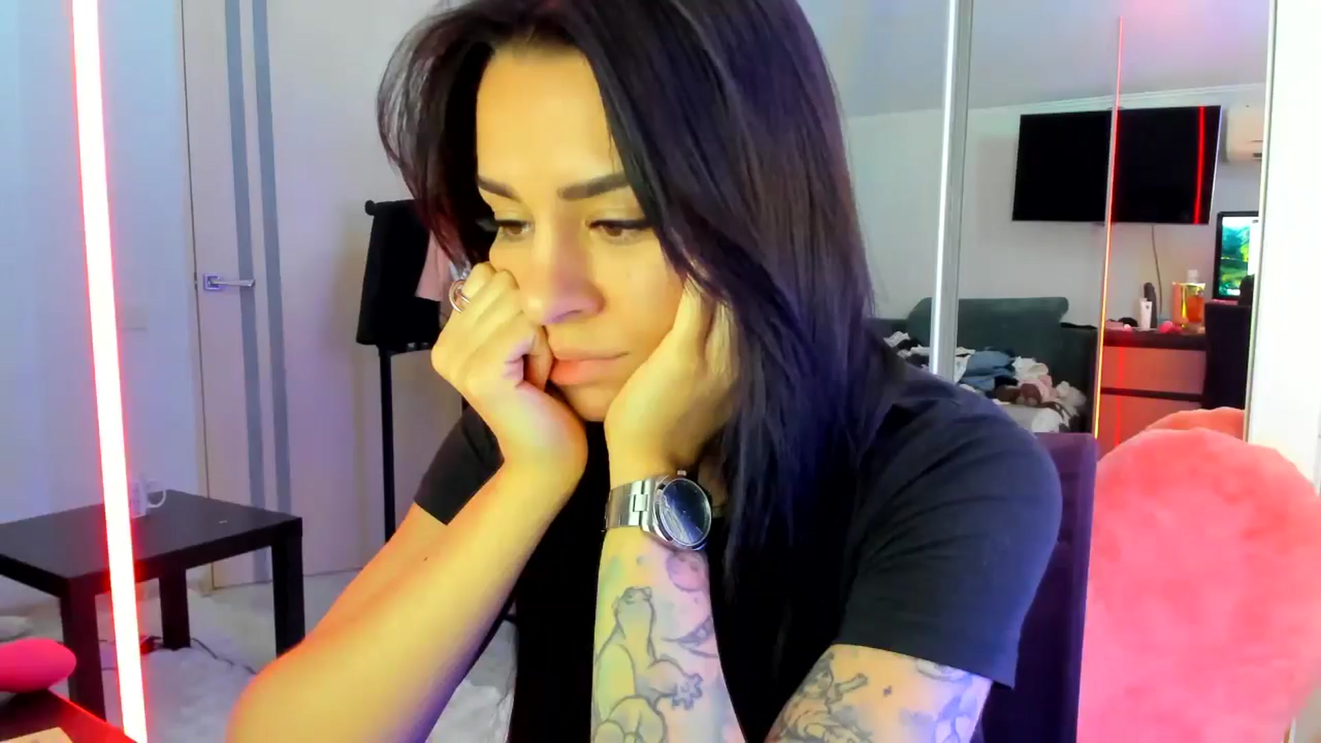 Gallery image thumbnail from swtAlterEgo's myfreecams stream on, 04/27/2025, 07:30 image 2 of 20