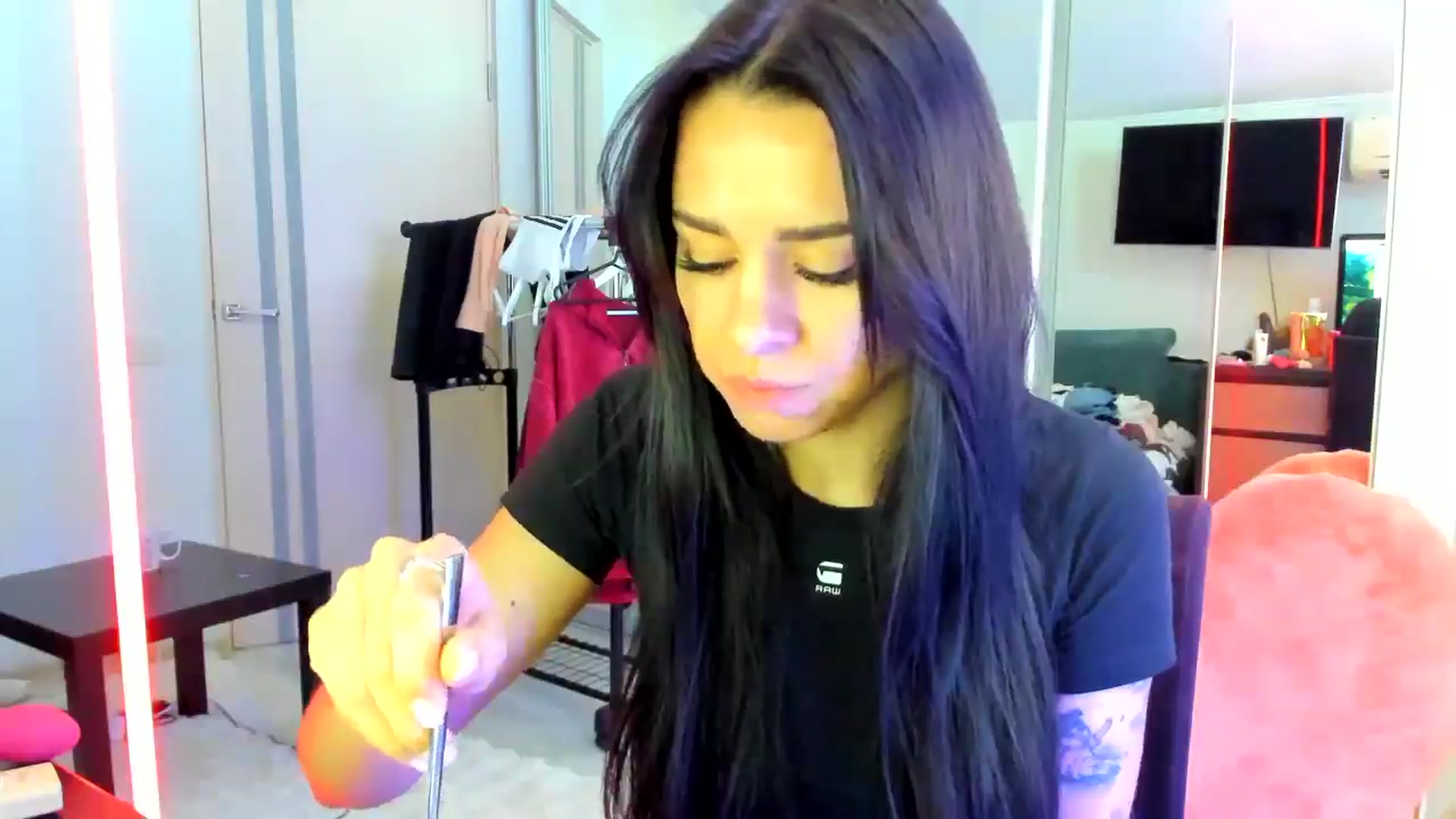 Gallery image thumbnail from swtAlterEgo's myfreecams stream on, 04/27/2025, 07:30 image 4 of 20