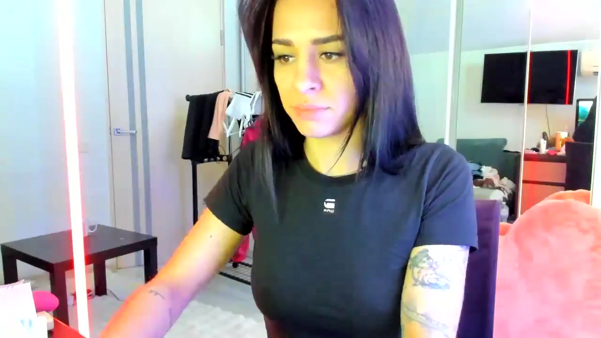Gallery image thumbnail from swtAlterEgo's myfreecams stream on, 04/27/2025, 07:30 image 7 of 20