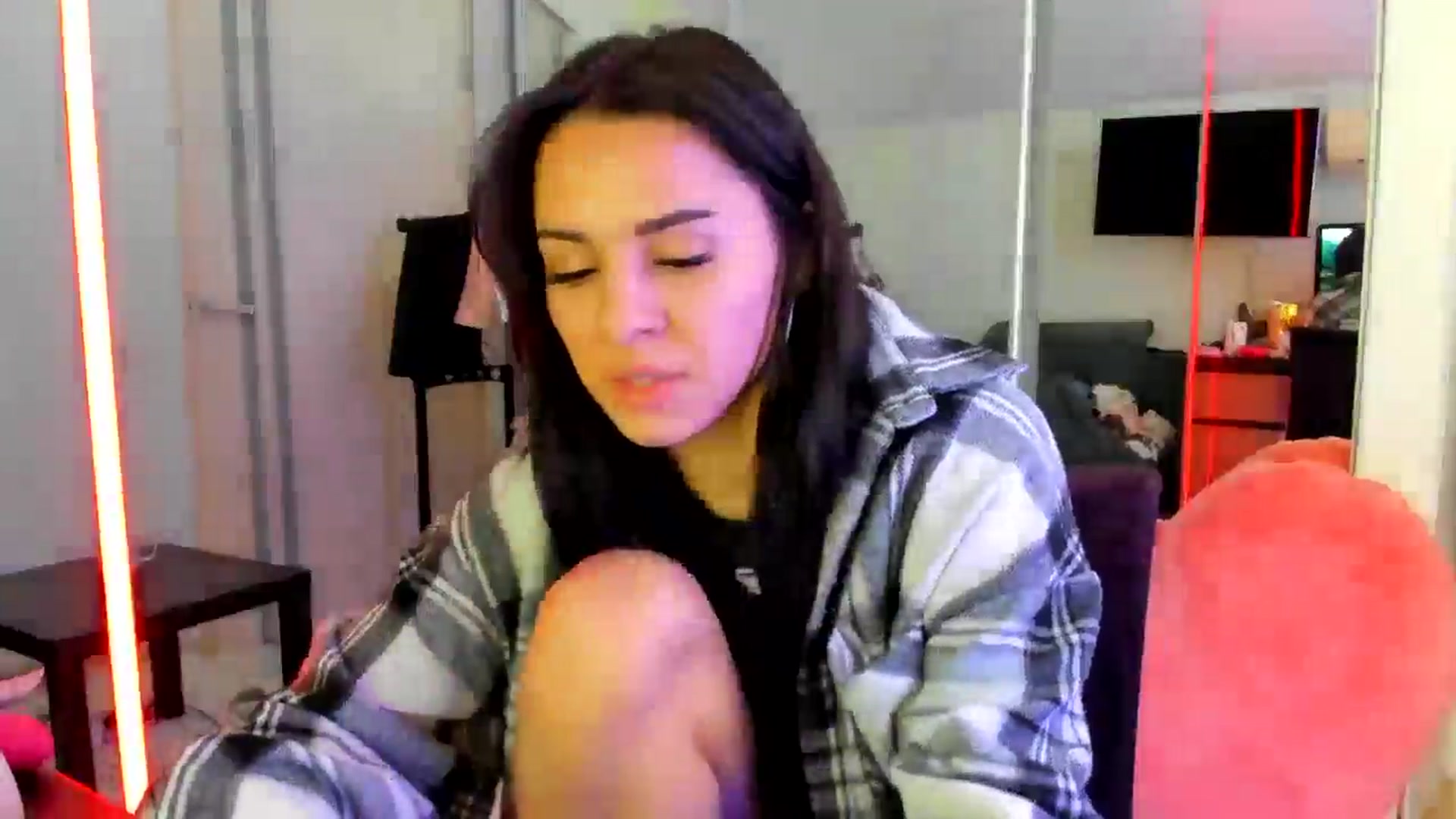 Gallery image thumbnail from swtAlterEgo's myfreecams stream on, 04/27/2025, 09:12 image 3 of 20