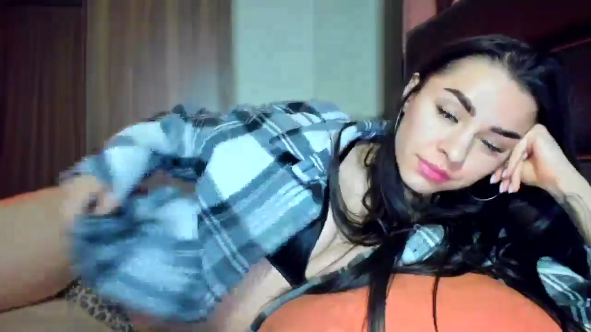 Gallery image thumbnail from swtAlterEgo's myfreecams stream on, 04/28/2025, 19:48 image 15 of 20