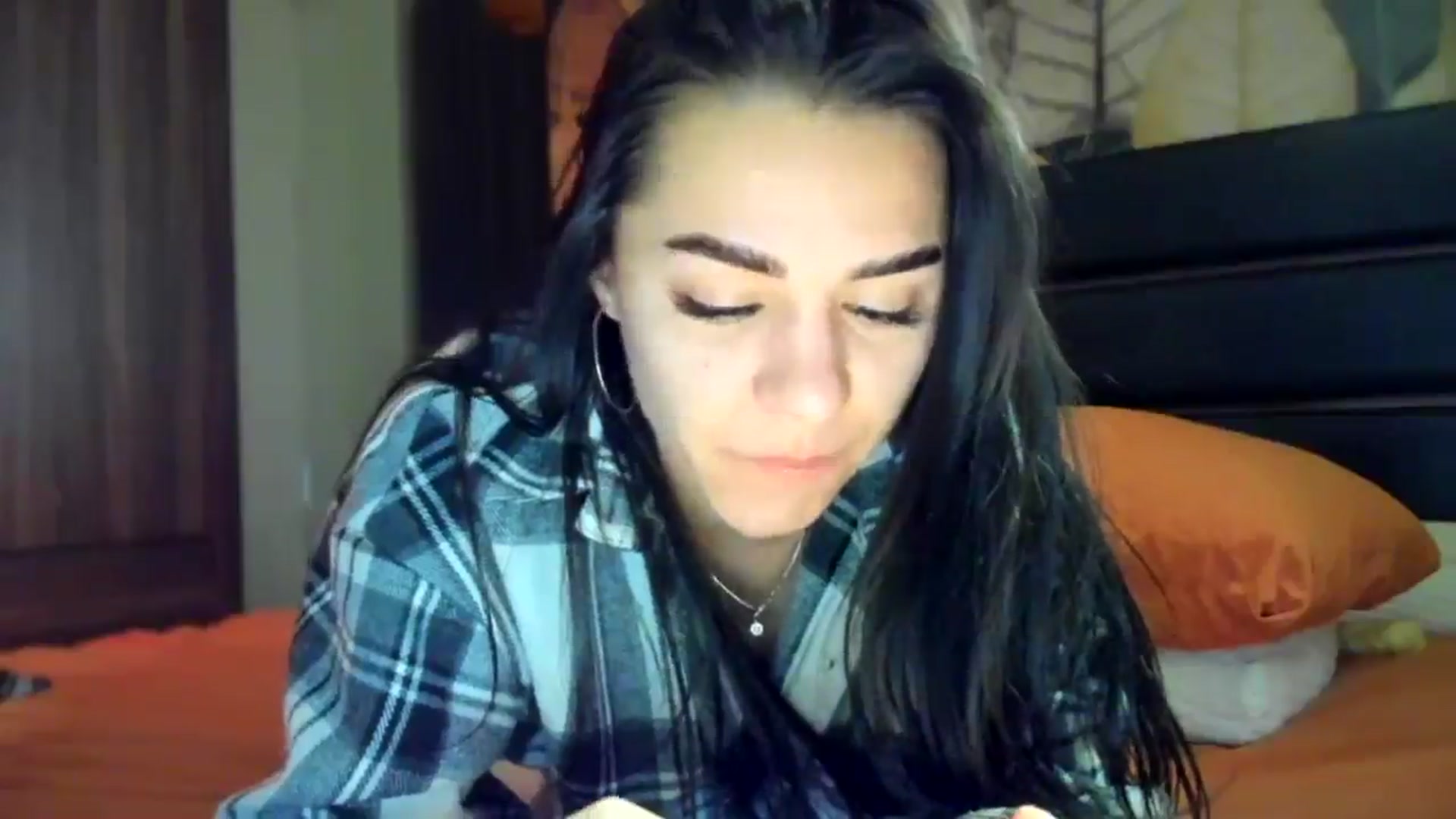 Gallery image thumbnail from swtAlterEgo's myfreecams stream on, 04/28/2025, 23:20 image 13 of 20