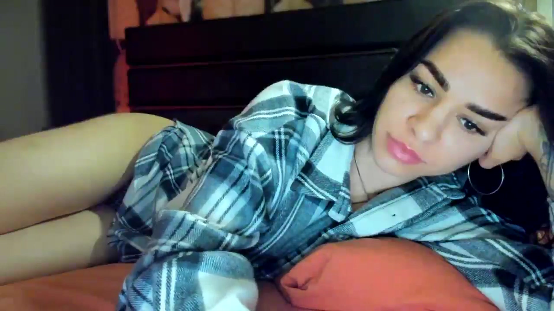Gallery image thumbnail from swtAlterEgo's myfreecams stream on, 04/29/2025, 24:00 image 11 of 20