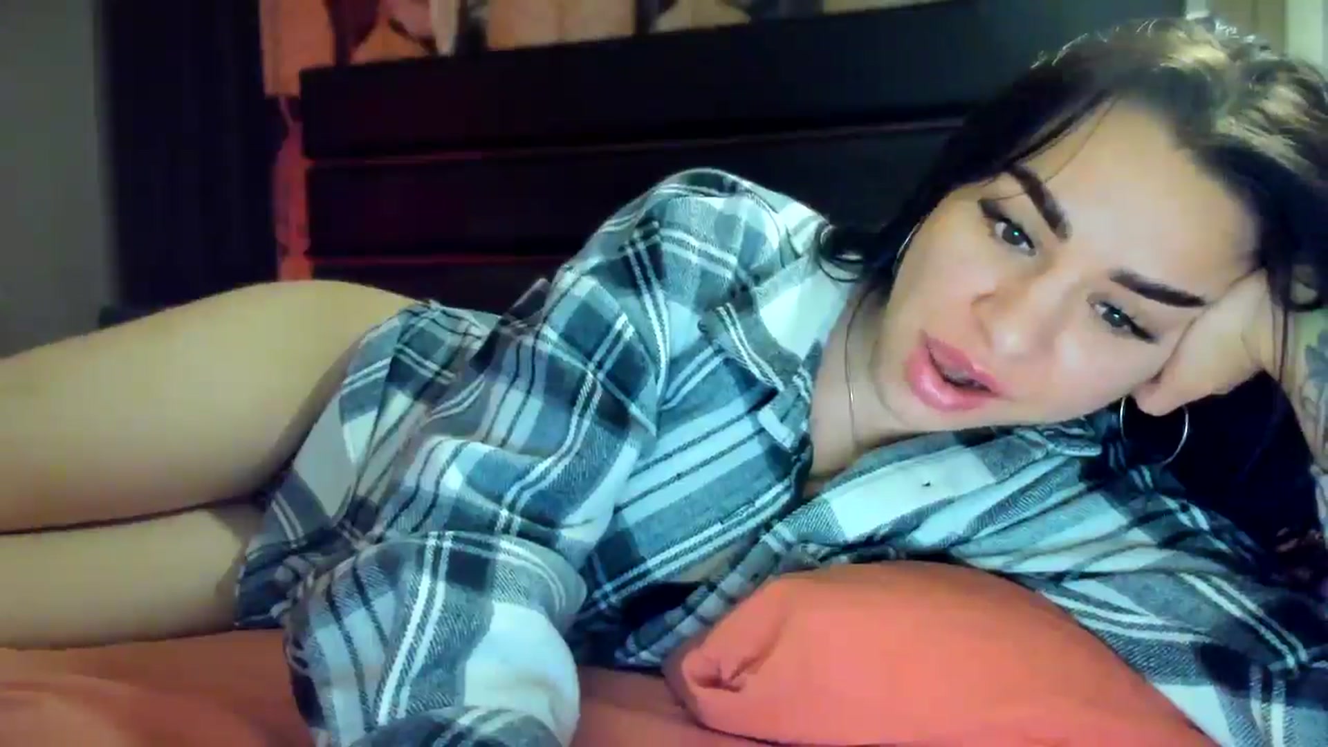 Gallery image thumbnail from swtAlterEgo's myfreecams stream on, 04/29/2025, 24:00 image 2 of 20
