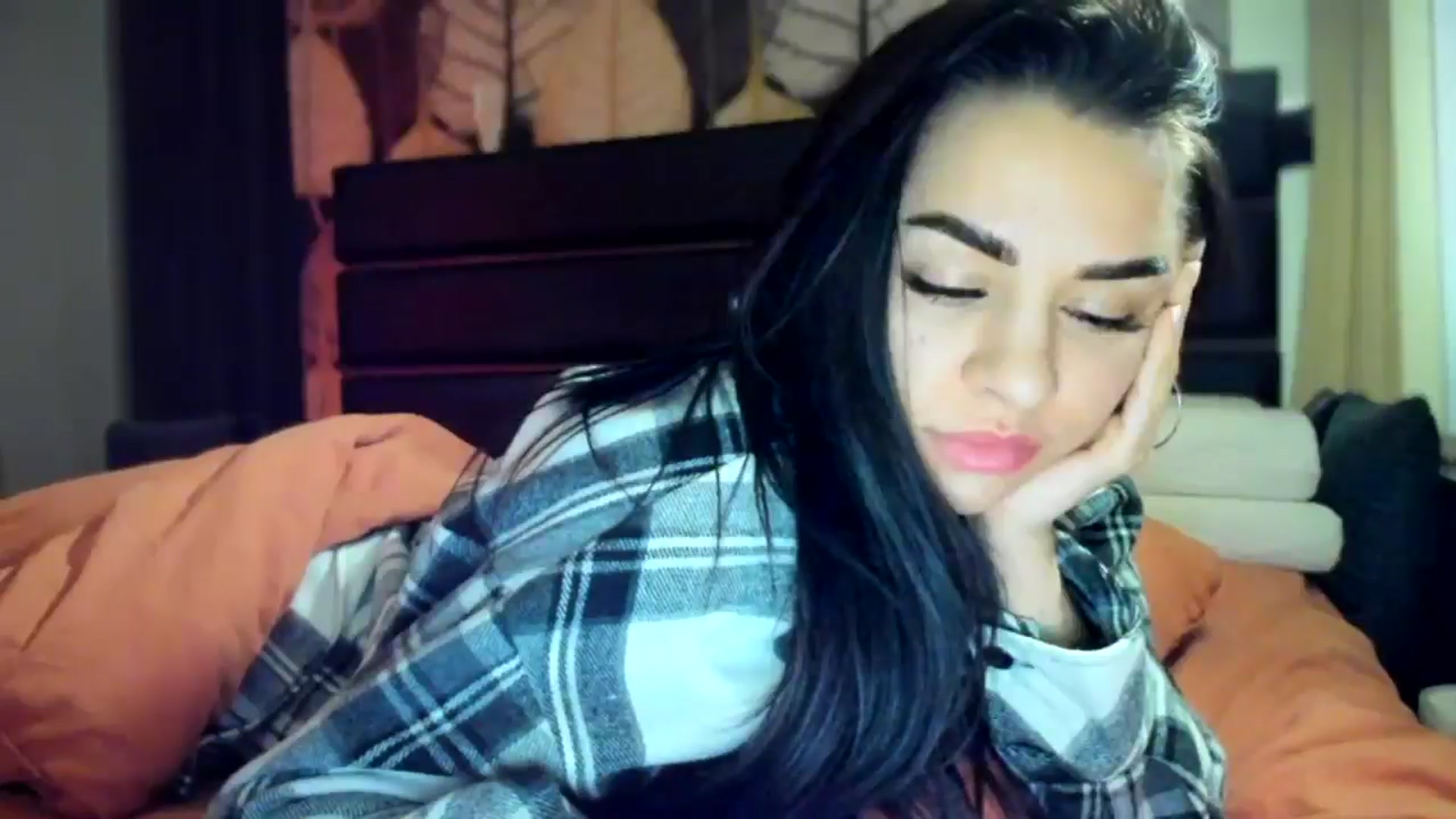 Gallery image thumbnail from swtAlterEgo's myfreecams stream on, 04/29/2025, 24:57 image 7 of 20
