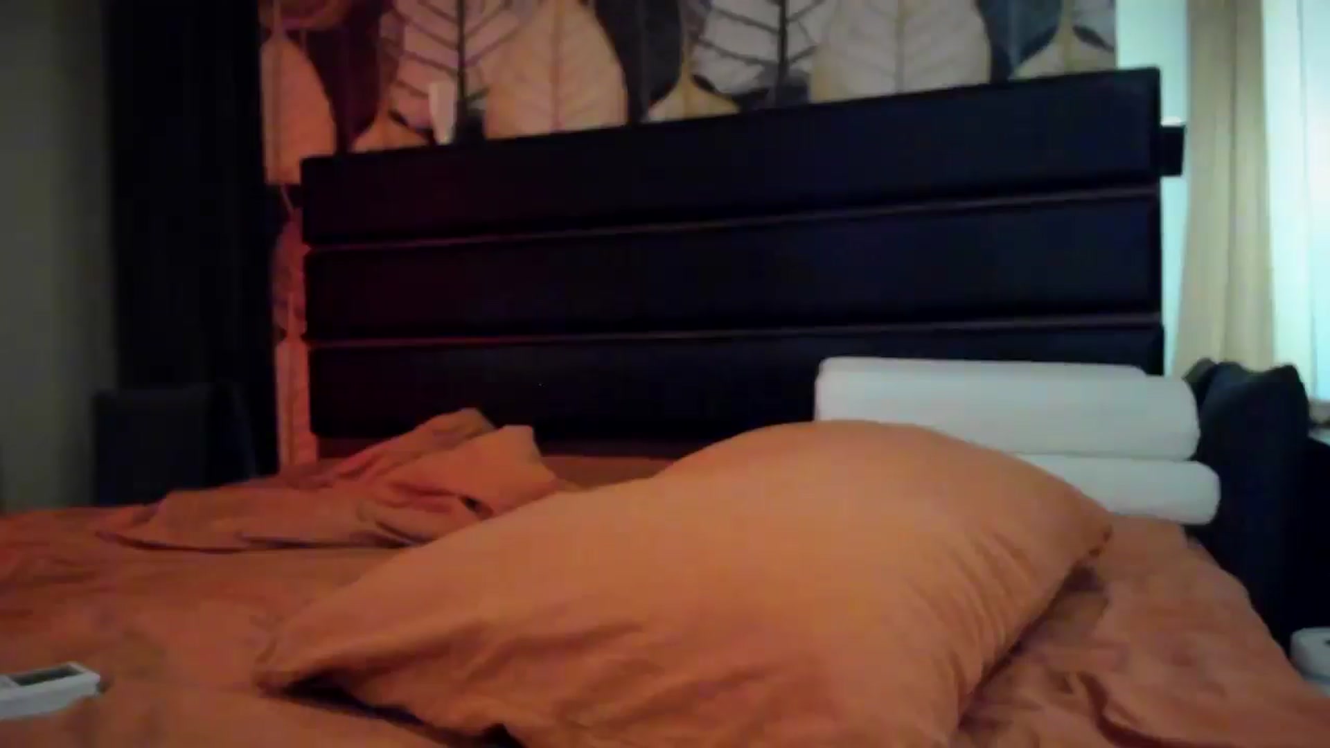 Gallery image thumbnail from swtAlterEgo's myfreecams stream on, 04/29/2025, 24:57 image 13 of 20