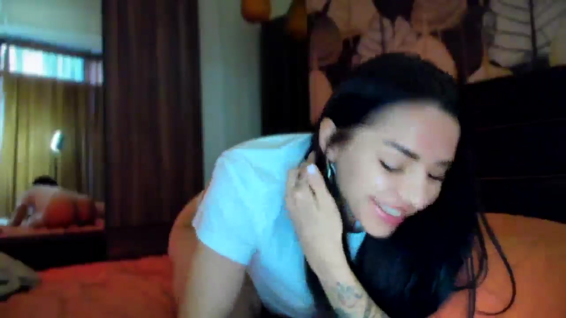 Gallery image thumbnail from swtAlterEgo's myfreecams stream on, 04/29/2025, 17:19 image 16 of 20