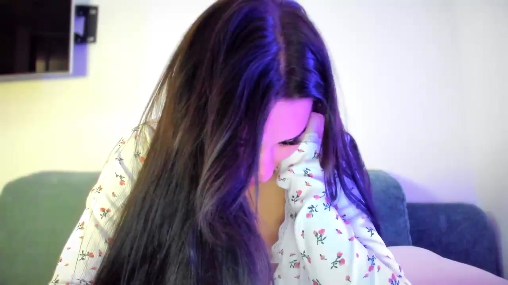 Gallery image thumbnail from swtAlterEgo's myfreecams stream on, 05/02/2025, 10:35 image 17 of 20