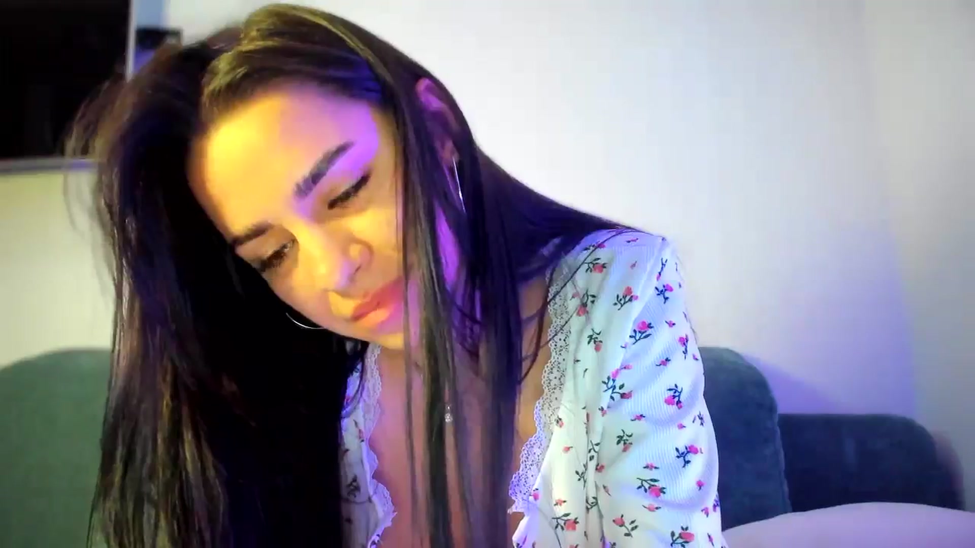 Gallery image thumbnail from swtAlterEgo's myfreecams stream on, 05/02/2025, 11:45 image 13 of 20