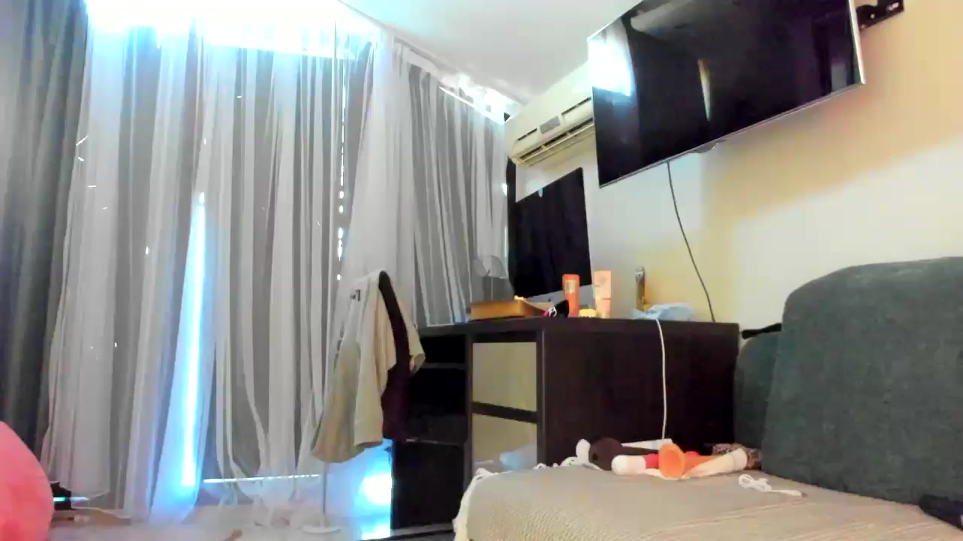 Gallery image thumbnail from swtAlterEgo's myfreecams stream on, 05/02/2025, 14:36 image 20 of 20