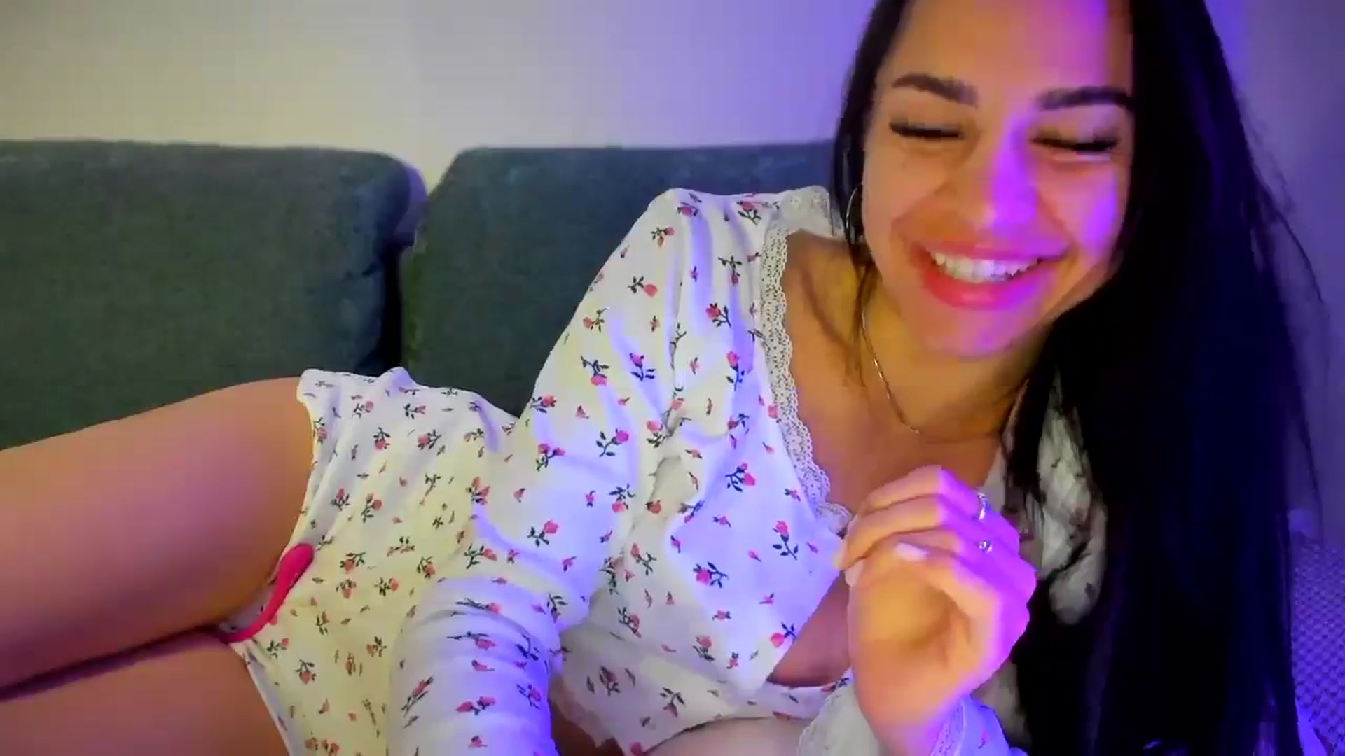Gallery image thumbnail from swtAlterEgo's myfreecams stream on, 05/02/2025, 19:54 image 14 of 20