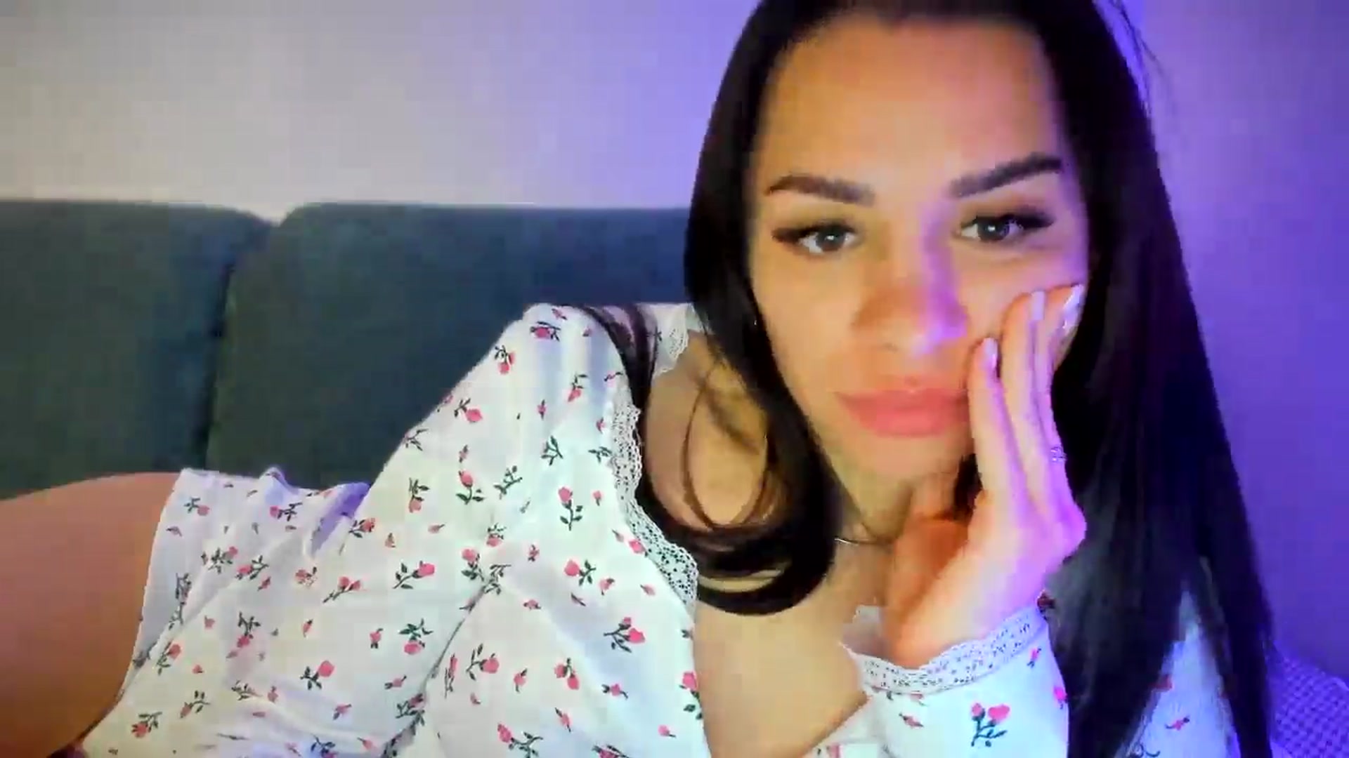 Gallery image thumbnail from swtAlterEgo's myfreecams stream on, 05/03/2025, 01:07 image 14 of 20
