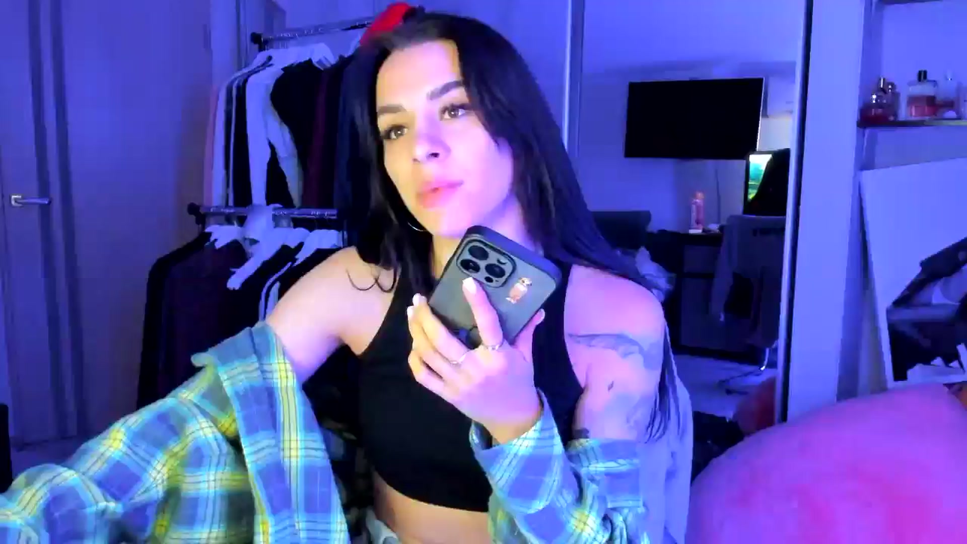 Gallery image thumbnail from swtAlterEgo's myfreecams stream on, 05/04/2025, 23:20 image 1 of 20