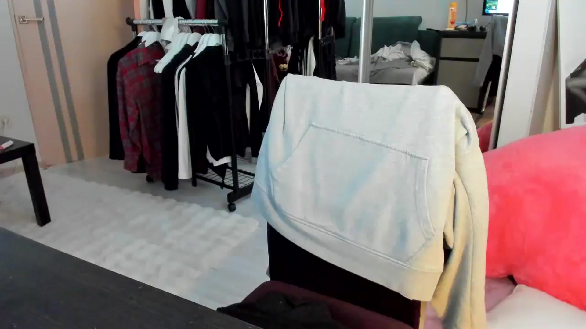 Gallery image thumbnail from swtAlterEgo's myfreecams stream on, 05/05/2025, 11:20 image 3 of 20