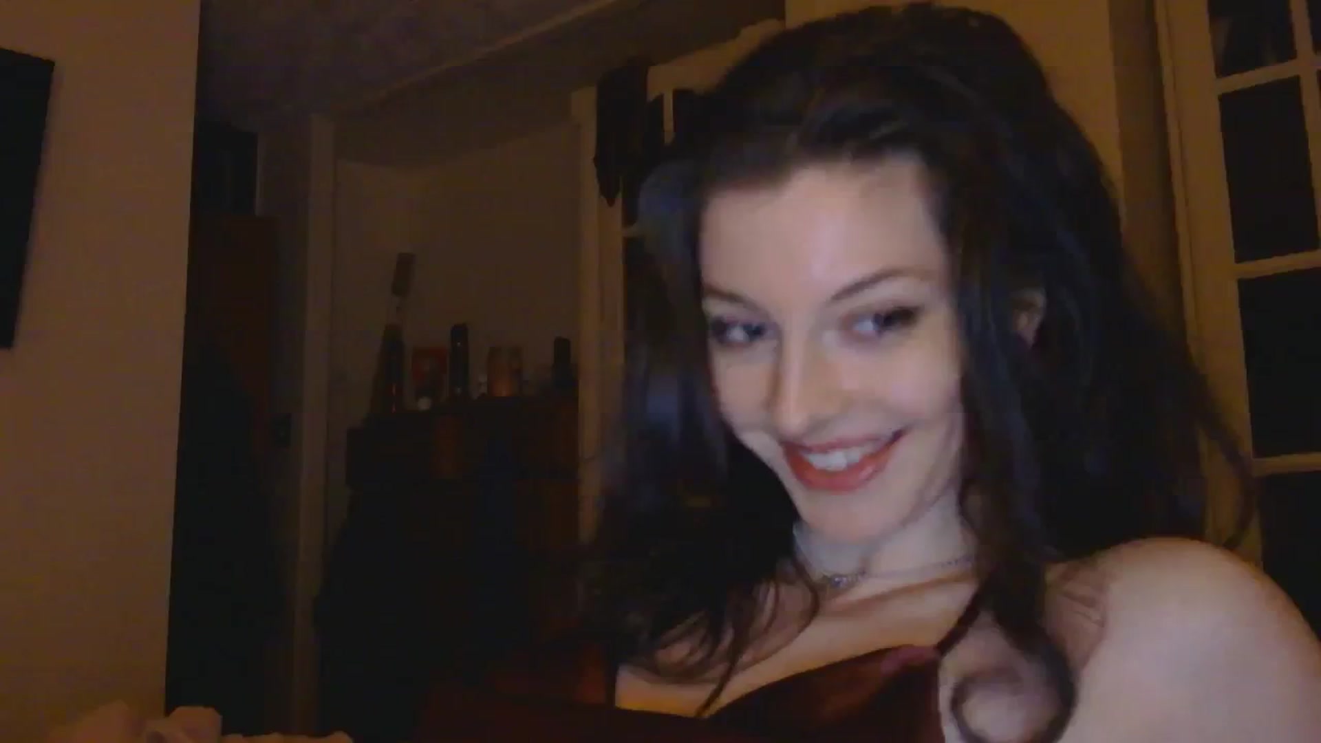 Gallery image thumbnail from sylksiren's myfreecams stream on, 11/14/2024, 21:13 image 7 of 20