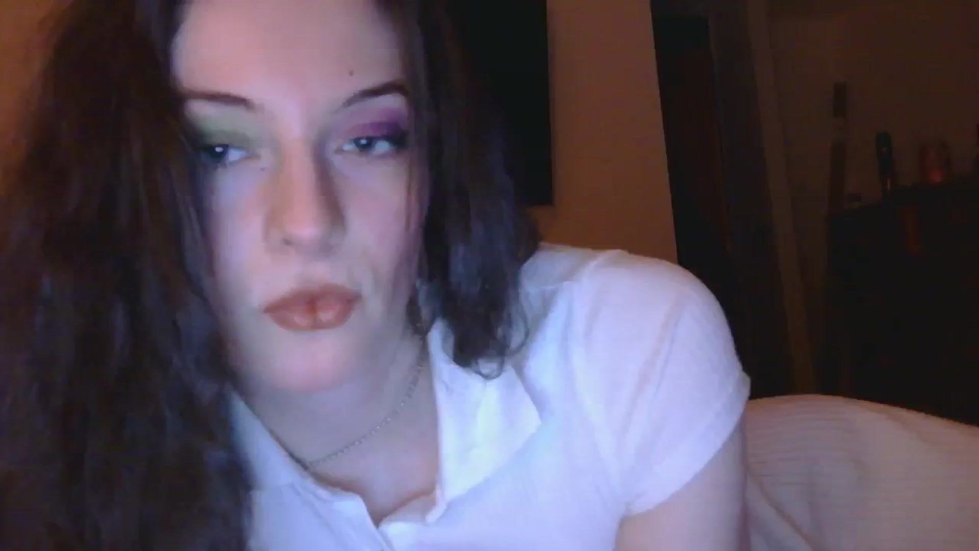 Gallery image thumbnail from sylksiren's myfreecams stream on, 11/19/2024, 23:46 image 1 of 20