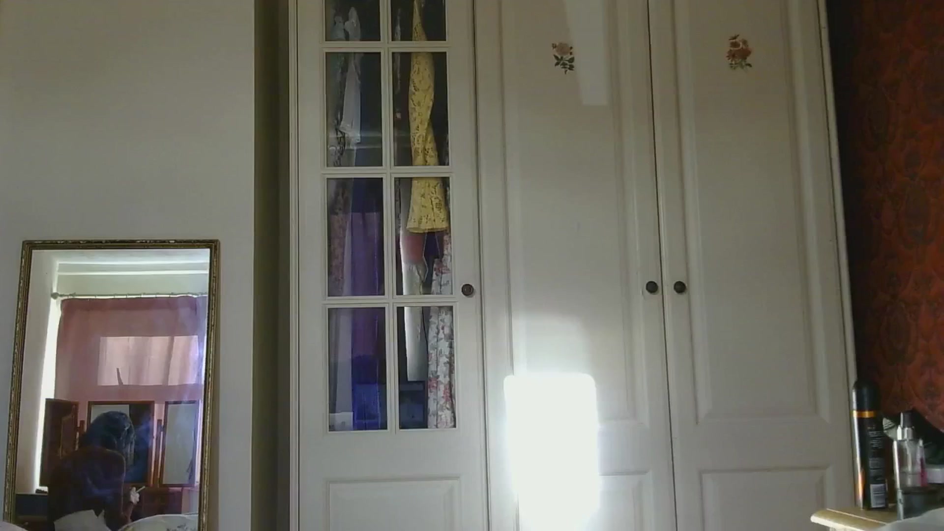 Gallery image thumbnail from sylksiren's myfreecams stream on, 11/21/2024, 14:36 image 6 of 20