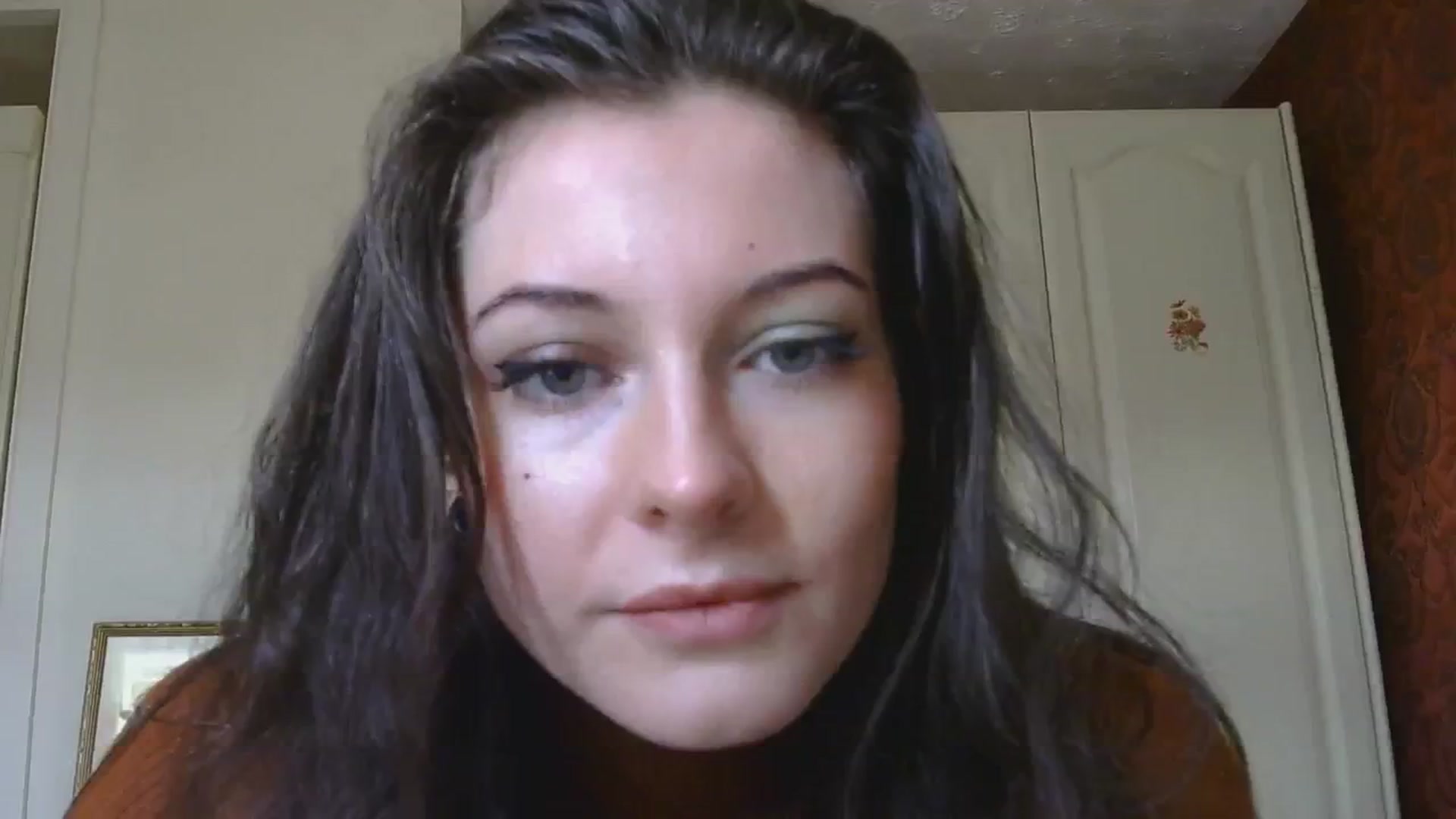 Gallery image thumbnail from sylksiren's myfreecams stream on, 11/21/2024, 14:36 image 1 of 20