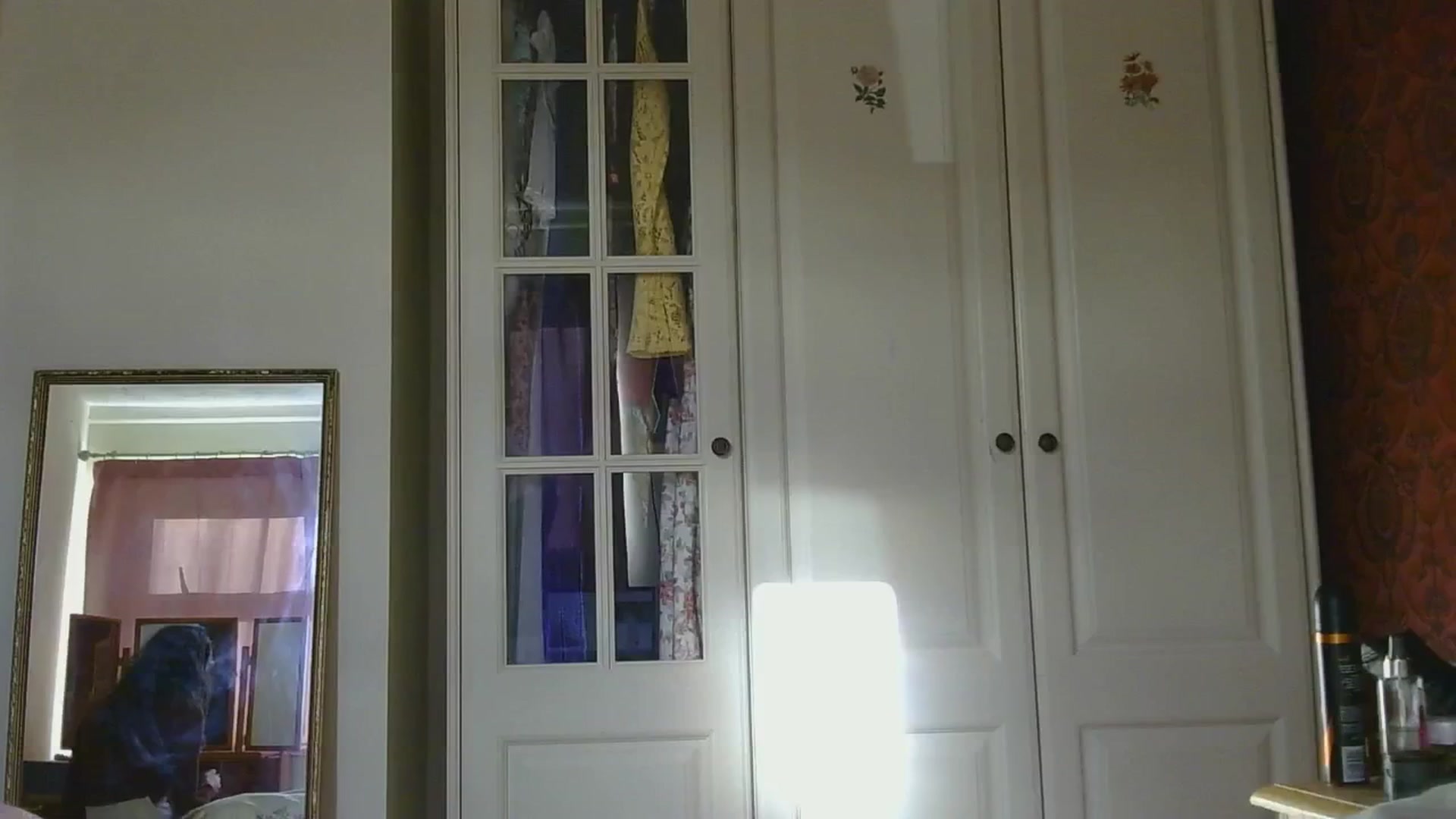 Gallery image thumbnail from sylksiren's myfreecams stream on, 11/21/2024, 14:36 image 5 of 20