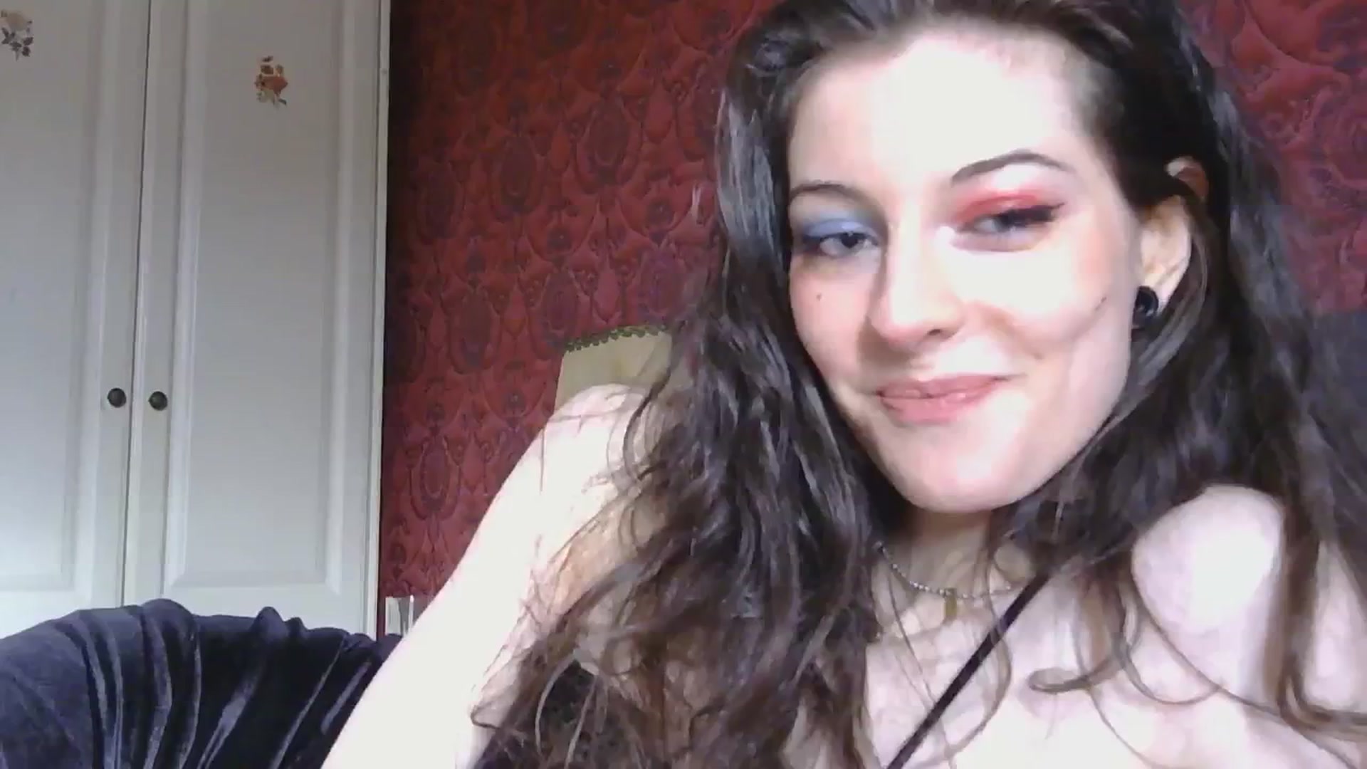 Gallery image thumbnail from sylksiren's myfreecams stream on, 11/28/2024, 15:47 image 3 of 20