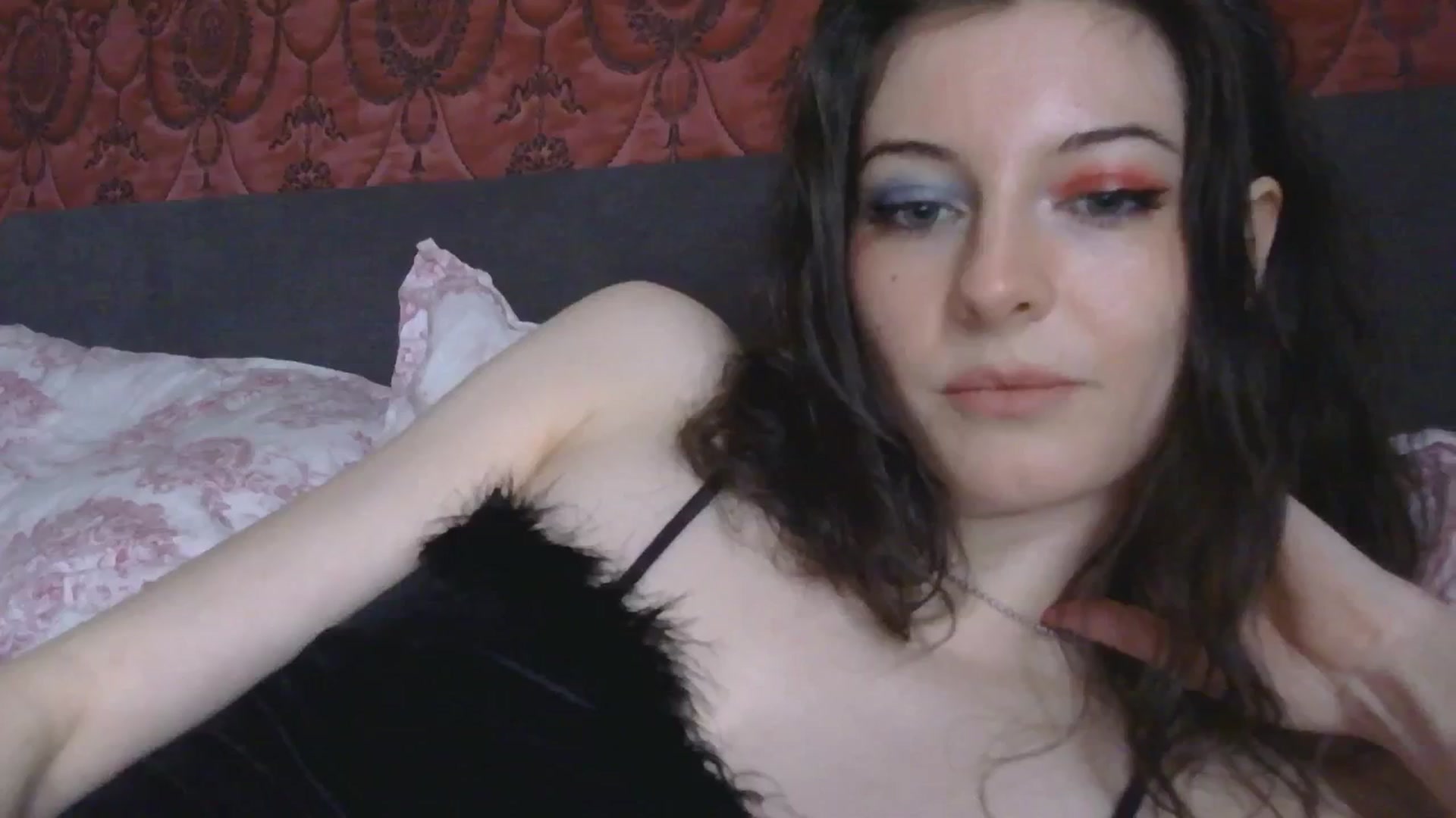 Gallery image thumbnail from sylksiren's myfreecams stream on, 11/28/2024, 15:47 image 20 of 20