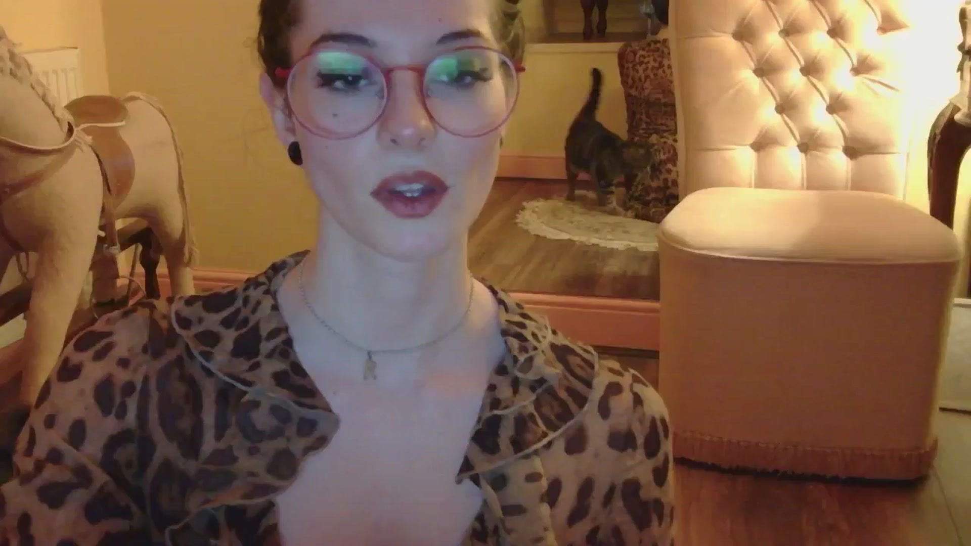 Gallery image thumbnail from sylksiren's myfreecams stream on, 11/29/2024, 23:41 image 11 of 20