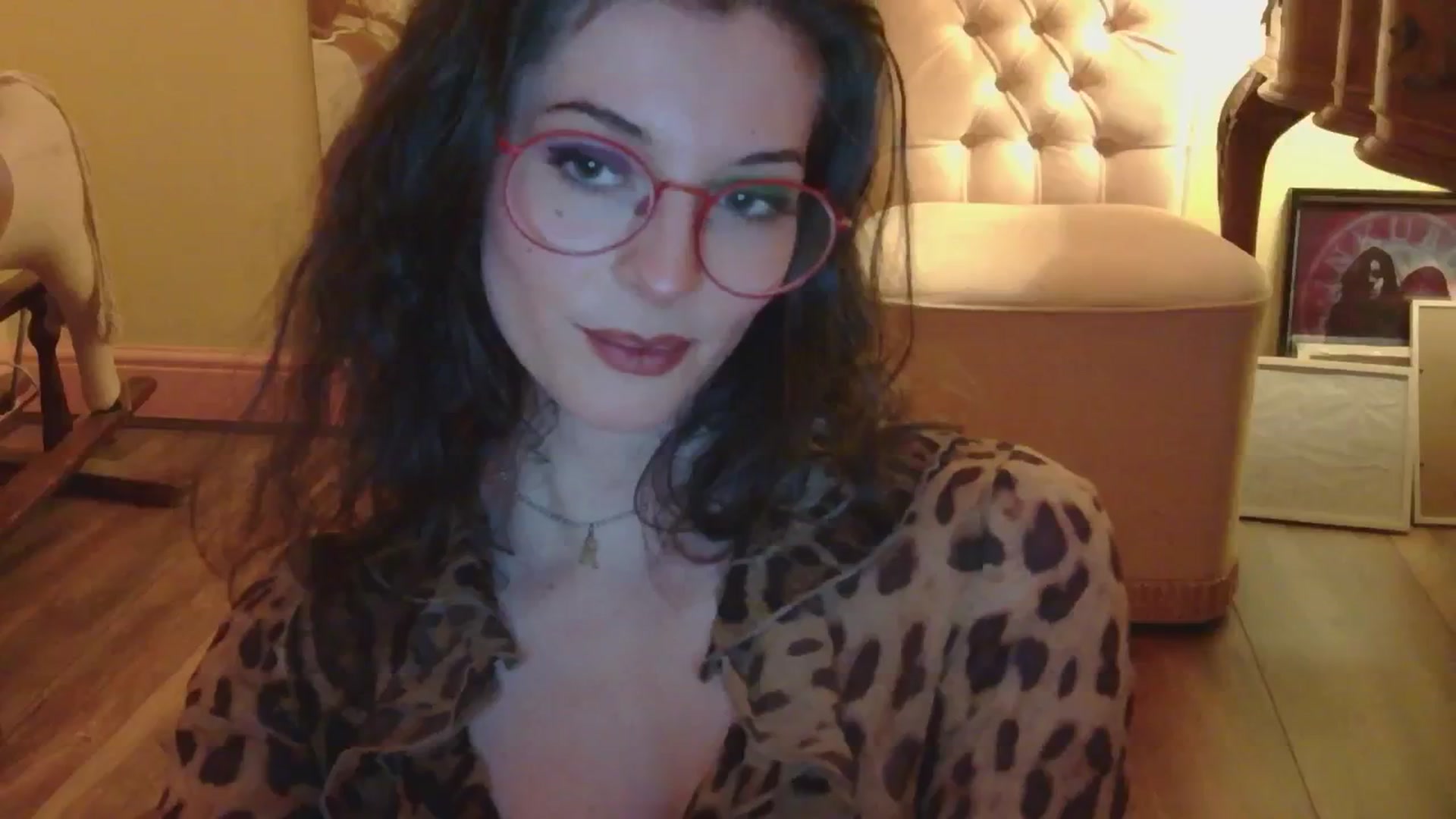 Gallery image thumbnail from sylksiren's myfreecams stream on, 11/29/2024, 23:41 image 9 of 20