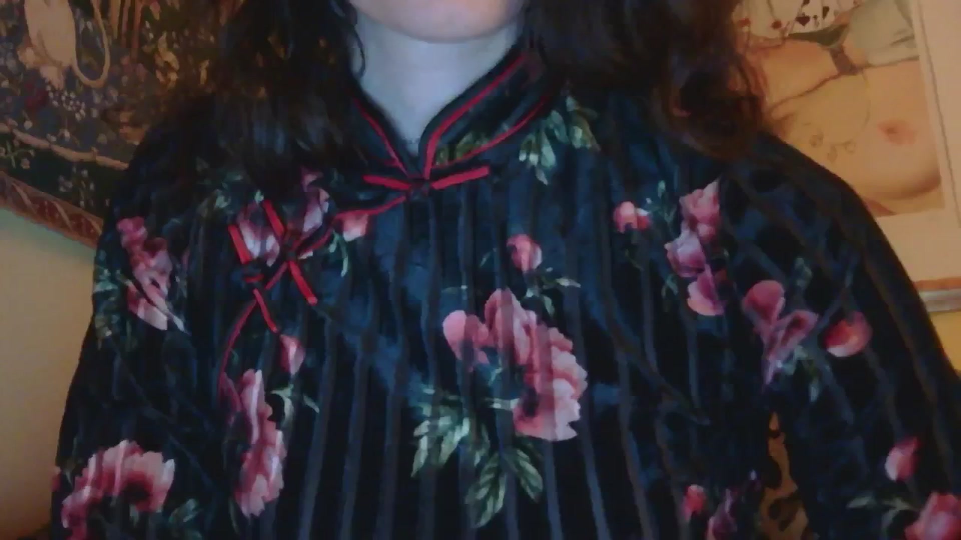 Gallery image thumbnail from sylksiren's myfreecams stream on, 12/04/2024, 24:00 image 9 of 20