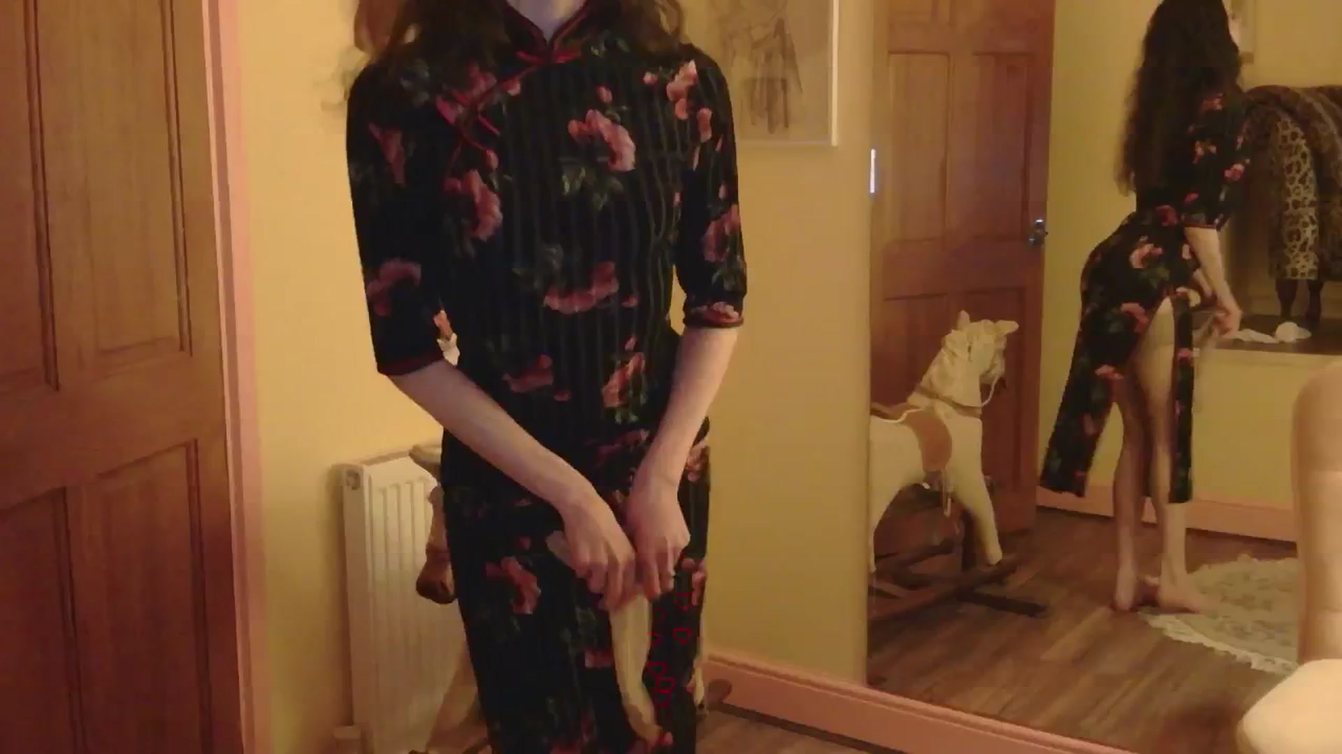 Gallery image thumbnail from sylksiren's myfreecams stream on, 12/04/2024, 24:00 image 11 of 20