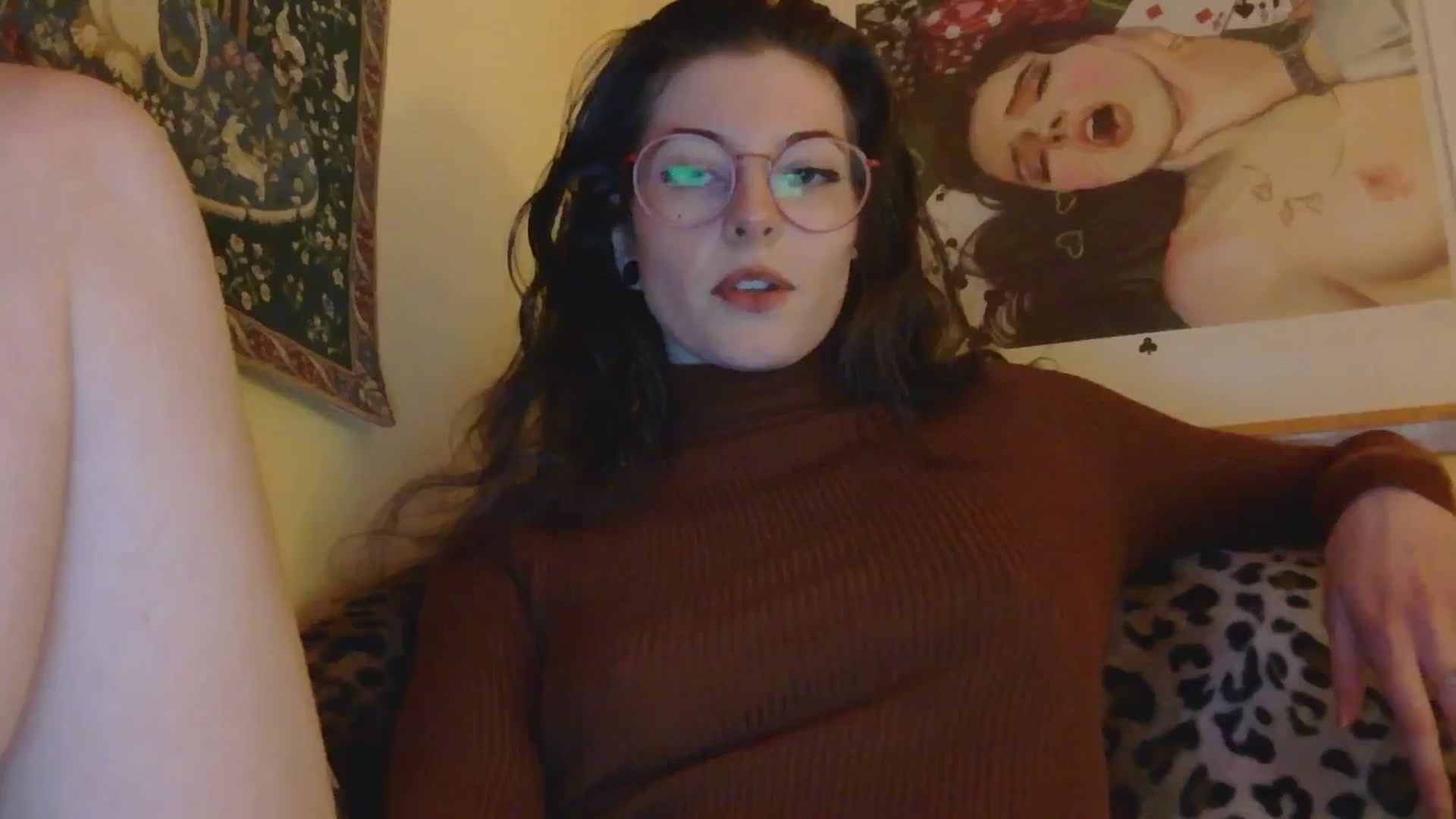 Gallery image thumbnail from sylksiren's myfreecams stream on, 12/04/2024, 16:11 image 13 of 20
