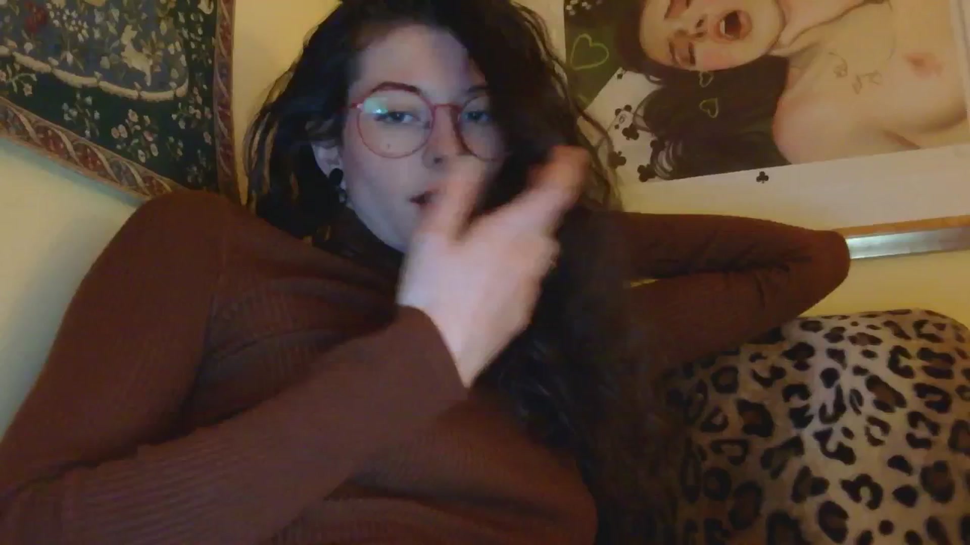 Gallery image thumbnail from sylksiren's myfreecams stream on, 12/04/2024, 18:04 image 8 of 20