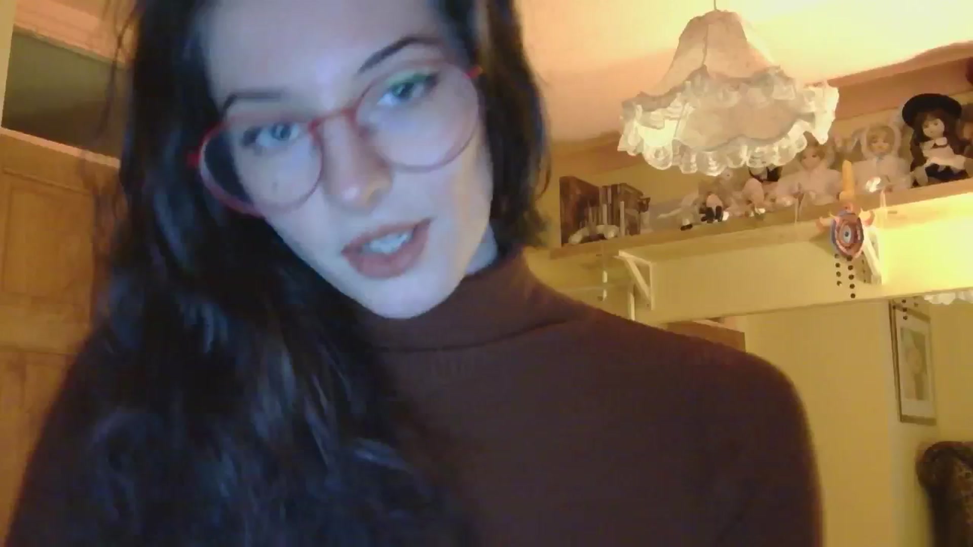 Gallery image thumbnail from sylksiren's myfreecams stream on, 12/04/2024, 18:04 image 11 of 20