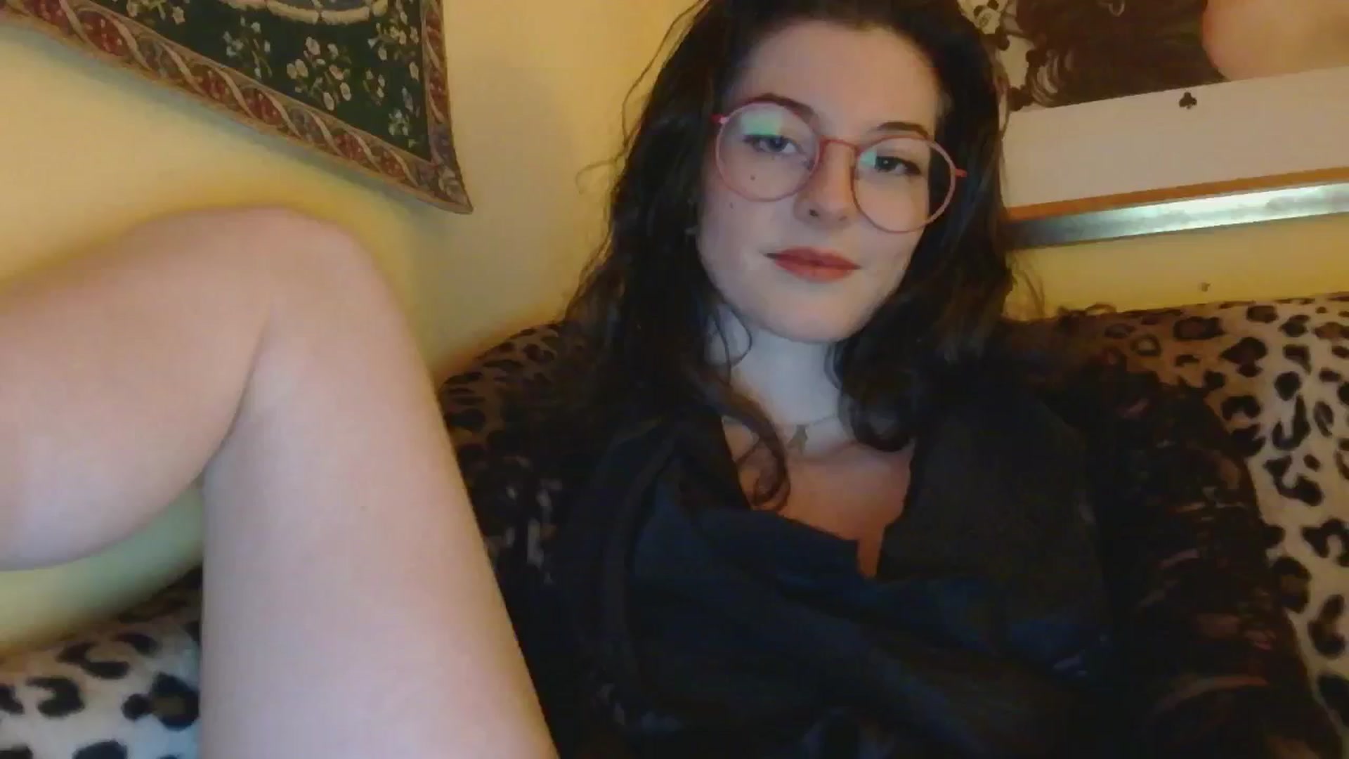 Gallery image thumbnail from sylksiren's myfreecams stream on, 12/06/2024, 23:28 image 4 of 20