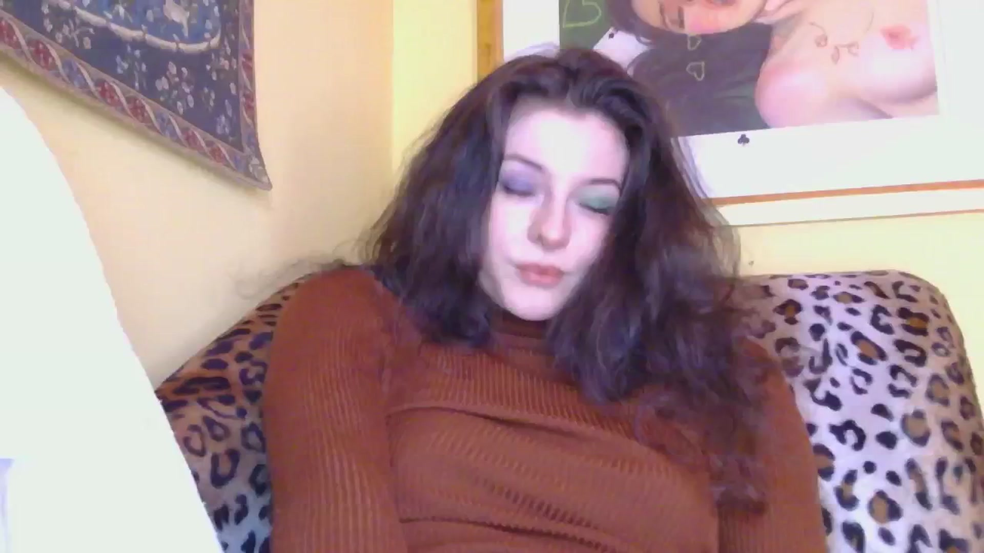 Gallery image thumbnail from sylksiren's myfreecams stream on, 12/11/2024, 12:35 image 19 of 20