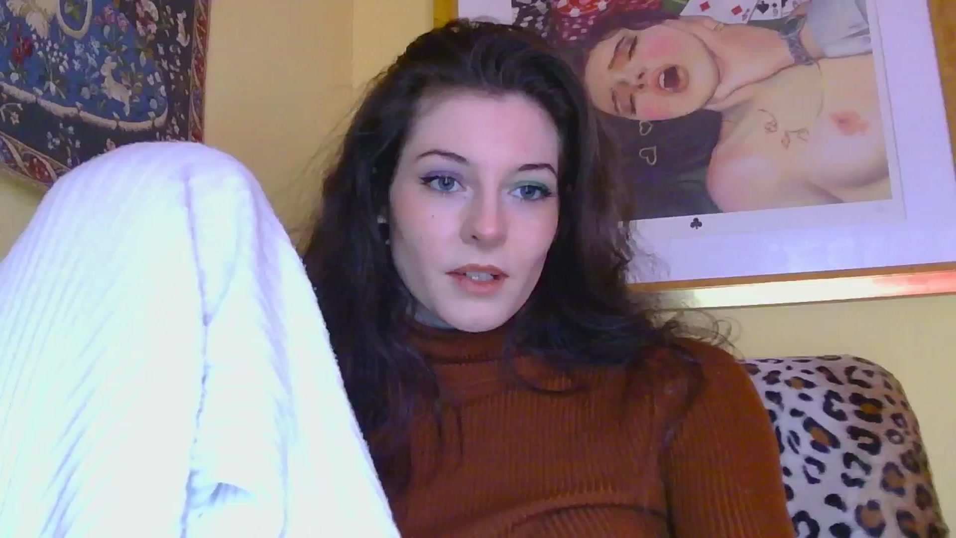 Gallery image thumbnail from sylksiren's myfreecams stream on, 12/11/2024, 13:50 image 14 of 20