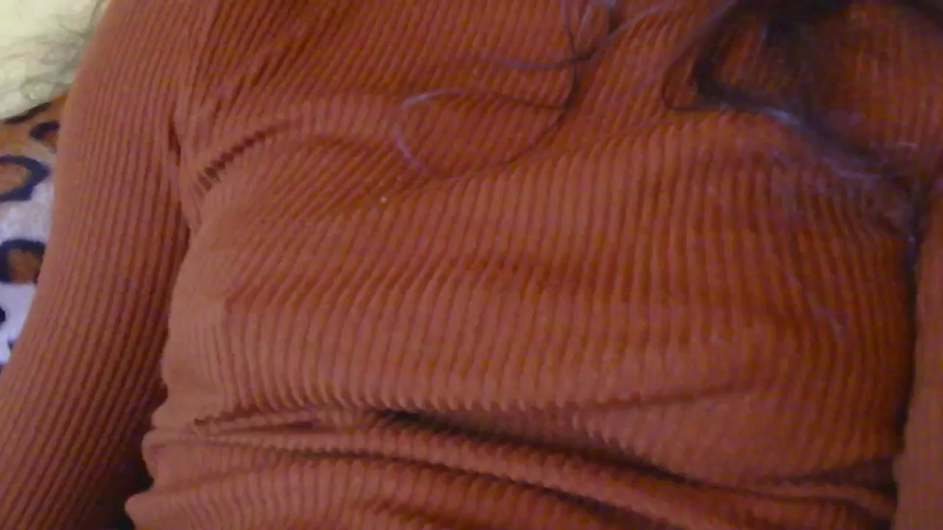 Gallery image thumbnail from sylksiren's myfreecams stream on, 12/11/2024, 13:50 image 8 of 20