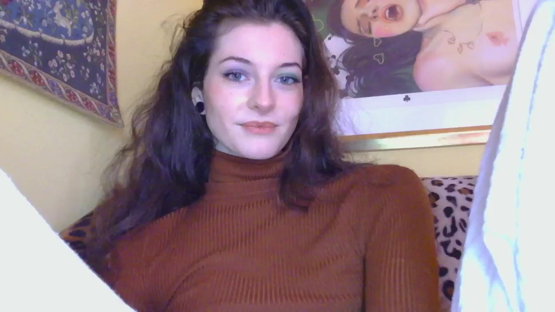 Gallery image thumbnail from sylksiren's myfreecams stream on, 12/11/2024, 13:50 image 17 of 20