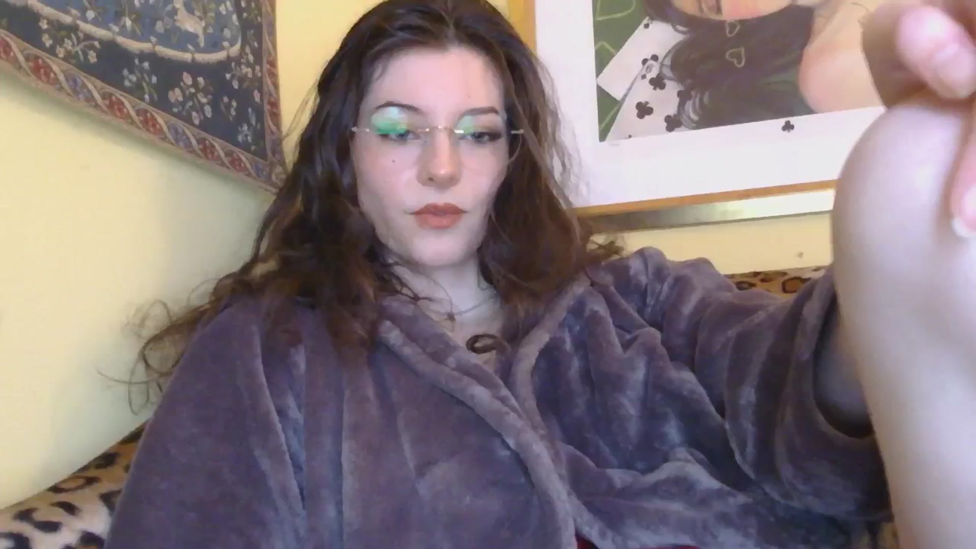 Gallery image thumbnail from sylksiren's myfreecams stream on, 12/17/2024, 15:58 image 7 of 20