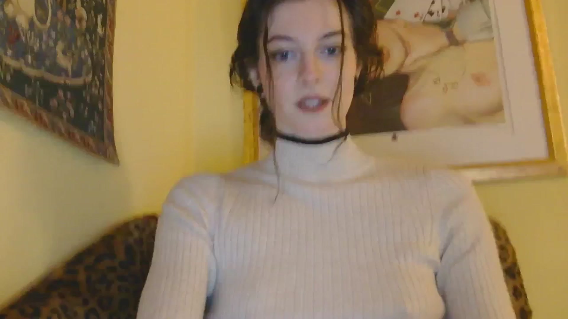 Gallery image thumbnail from sylksiren's myfreecams stream on, 12/18/2024, 16:47 image 15 of 20